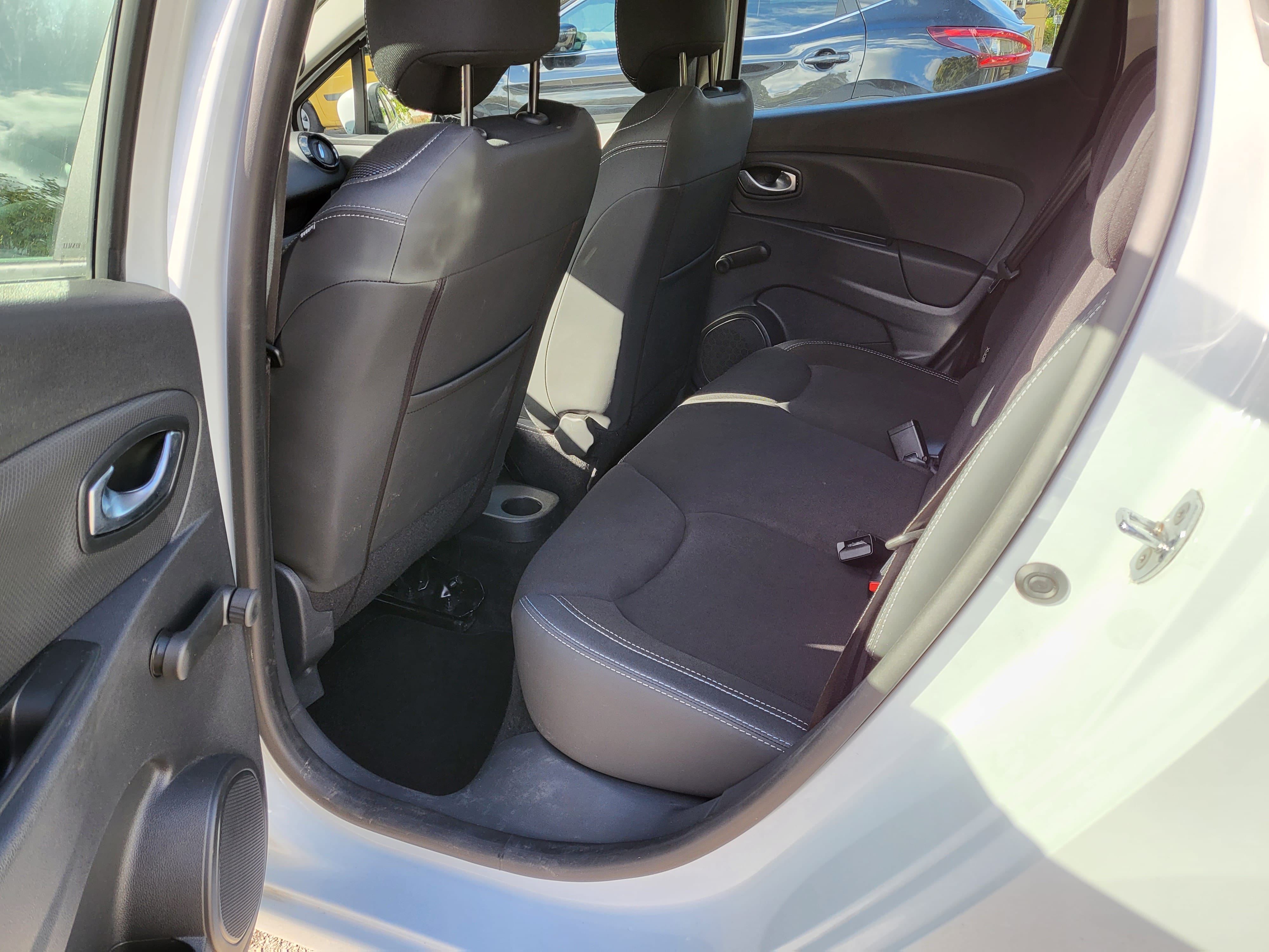 Renault Clio avec Entrée audio / iPod