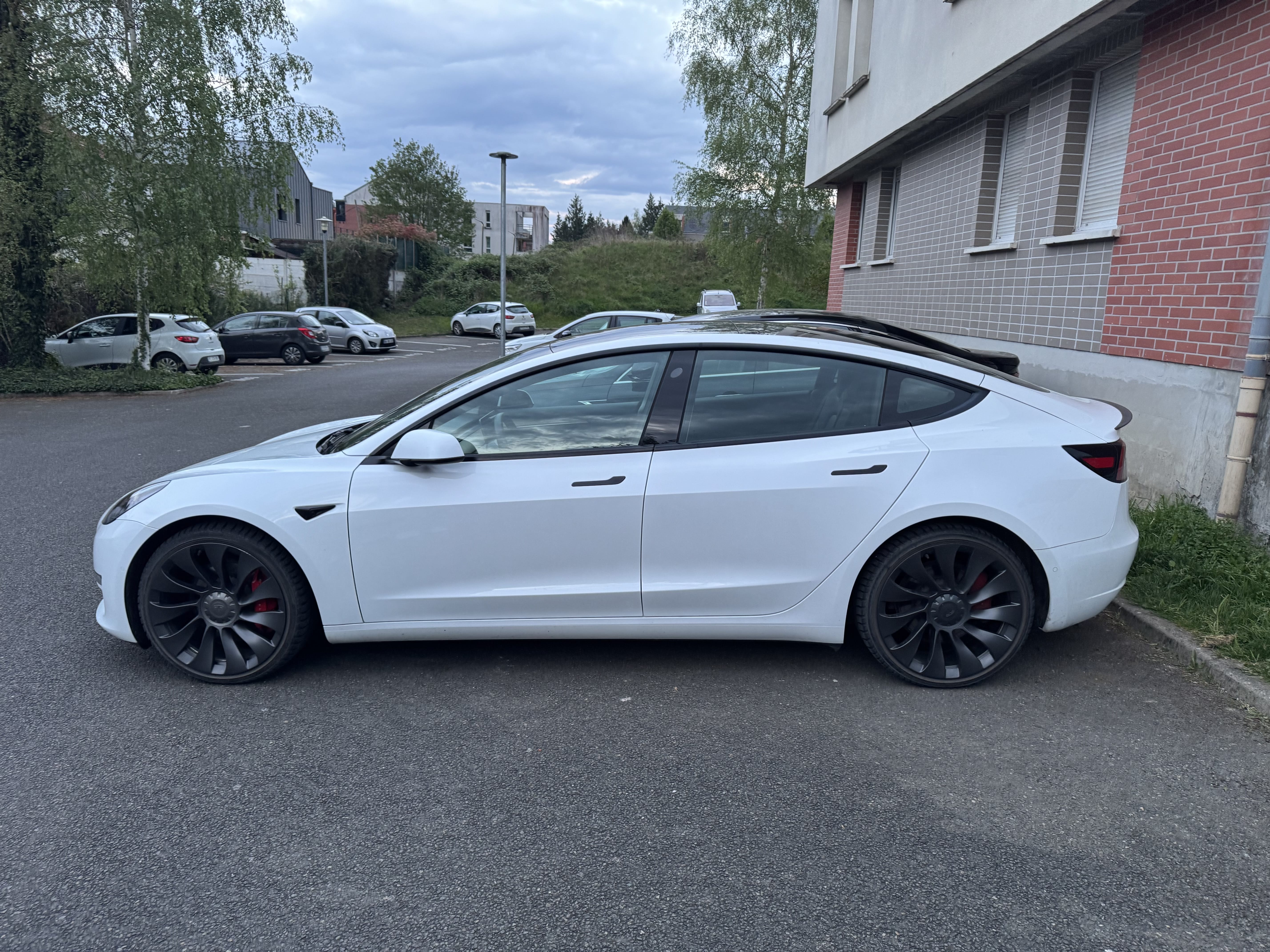 Tesla Model 3 Performance avec Climatisation