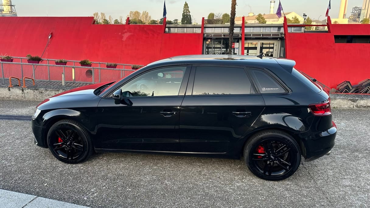 Audi A3 Sportback avec Climatisation
