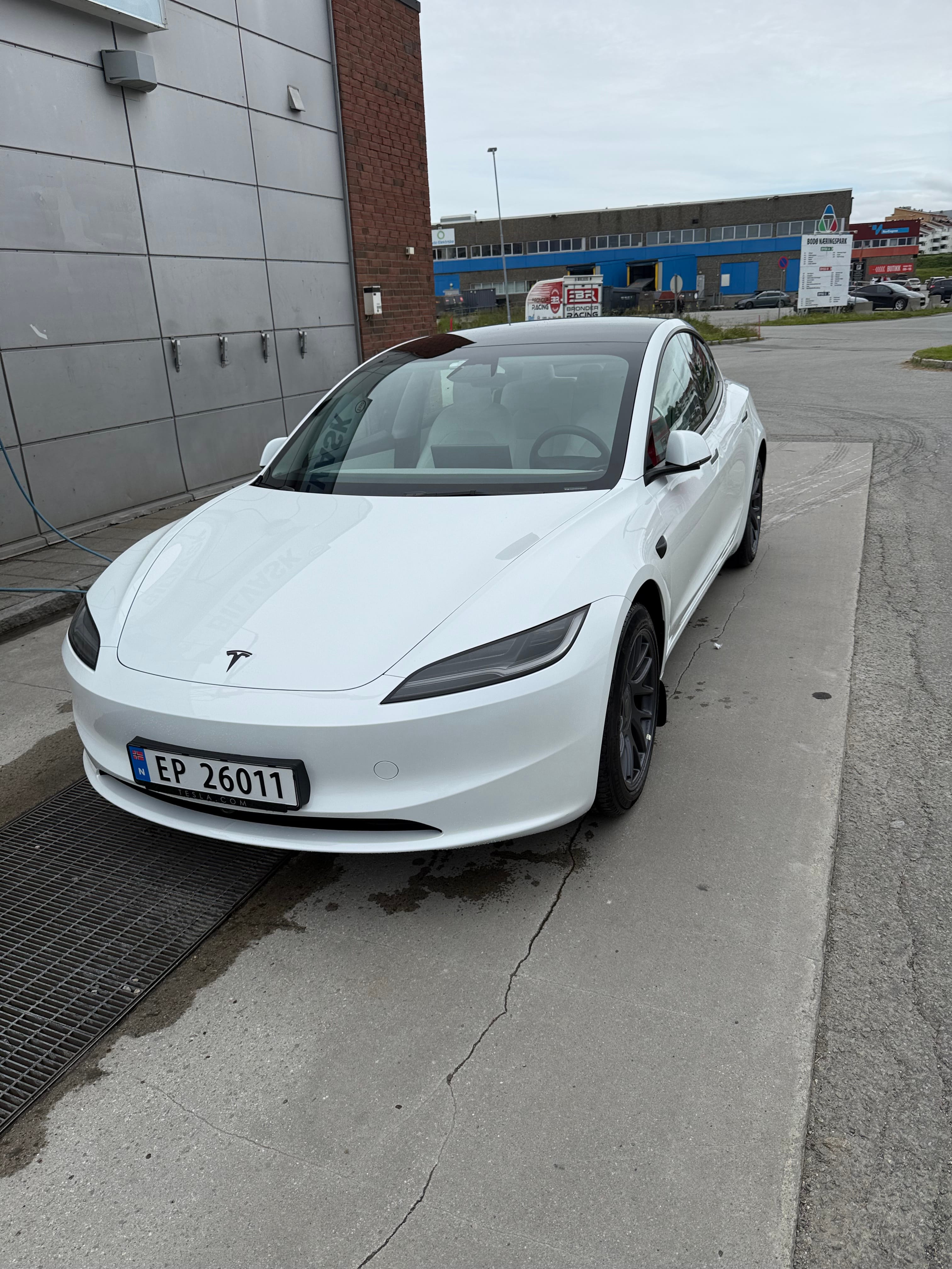 Tesla Model 3 Long Range, 2025, Elektrisk, automatisk
