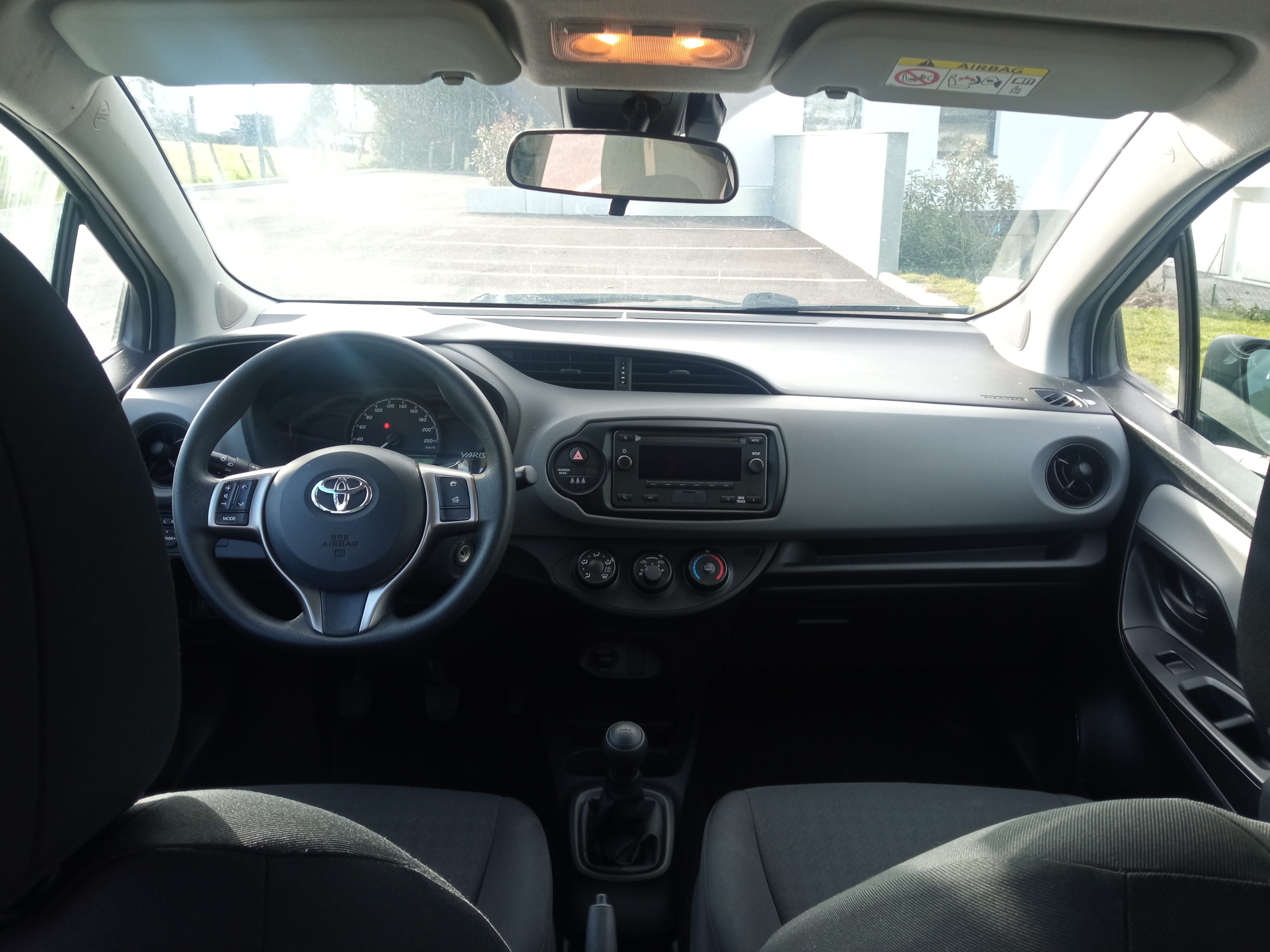 Toyota Yaris Essence avec Pneus neige