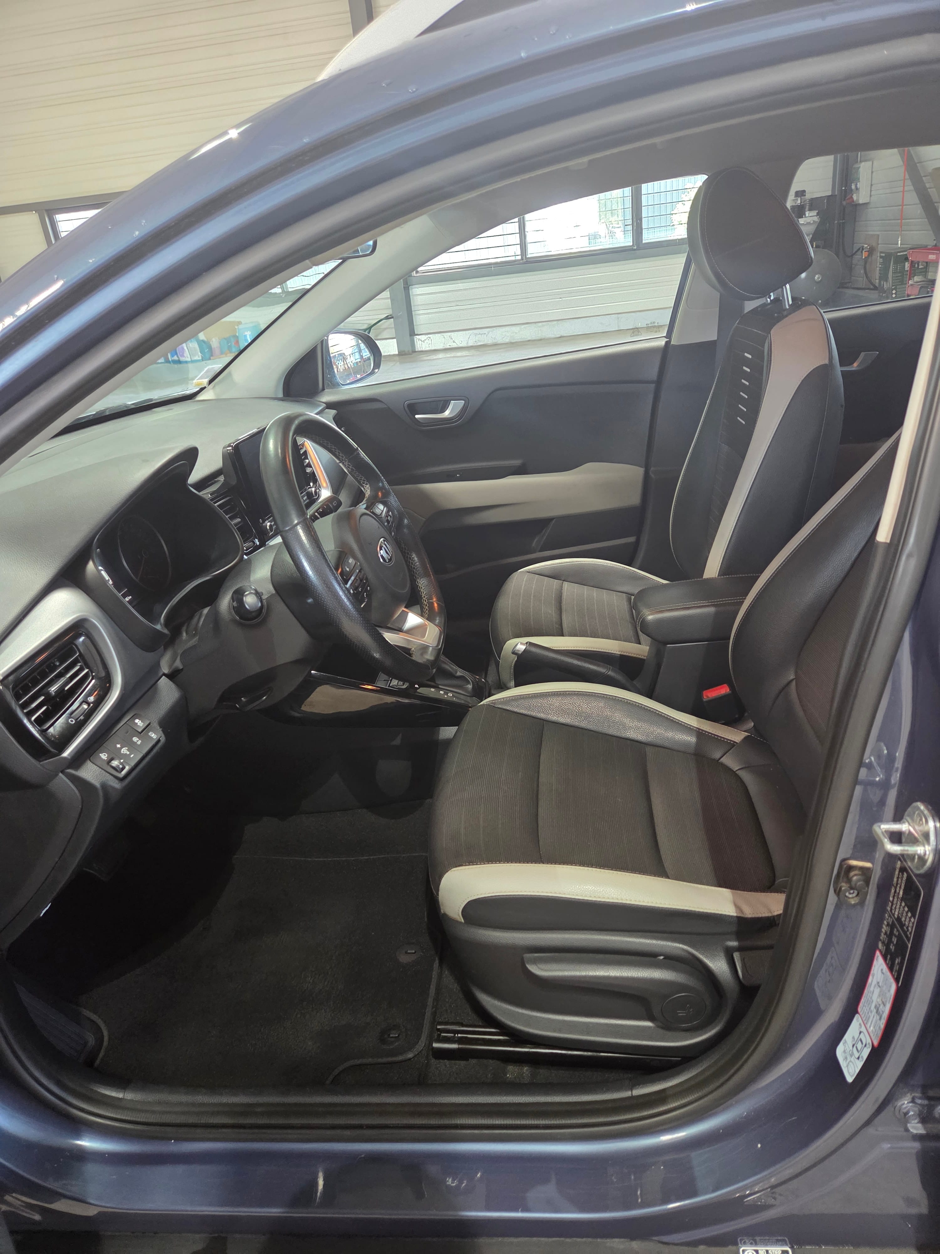 Kia Stonic met Cruise control
