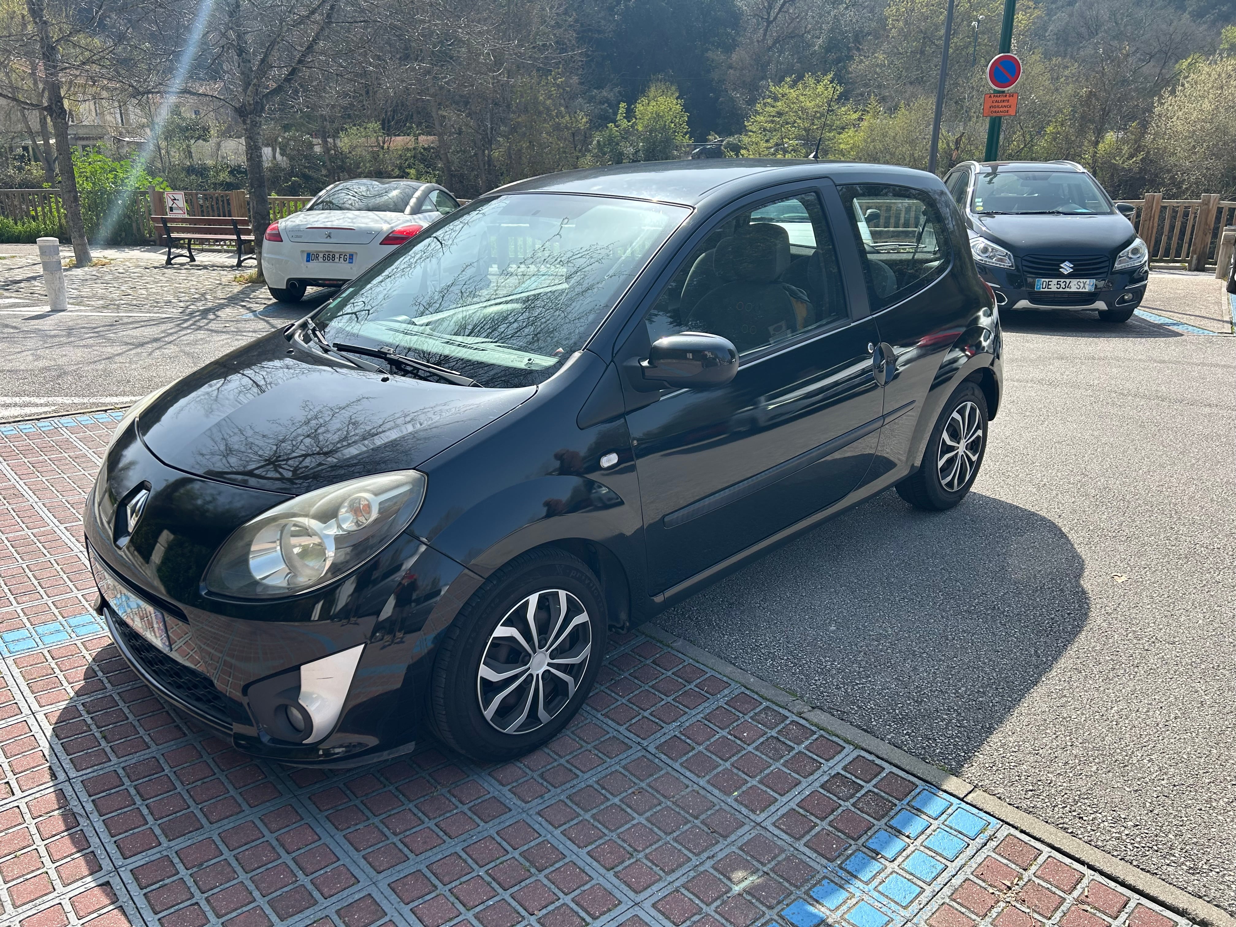 Renault Twingo, 2010, Essence 98