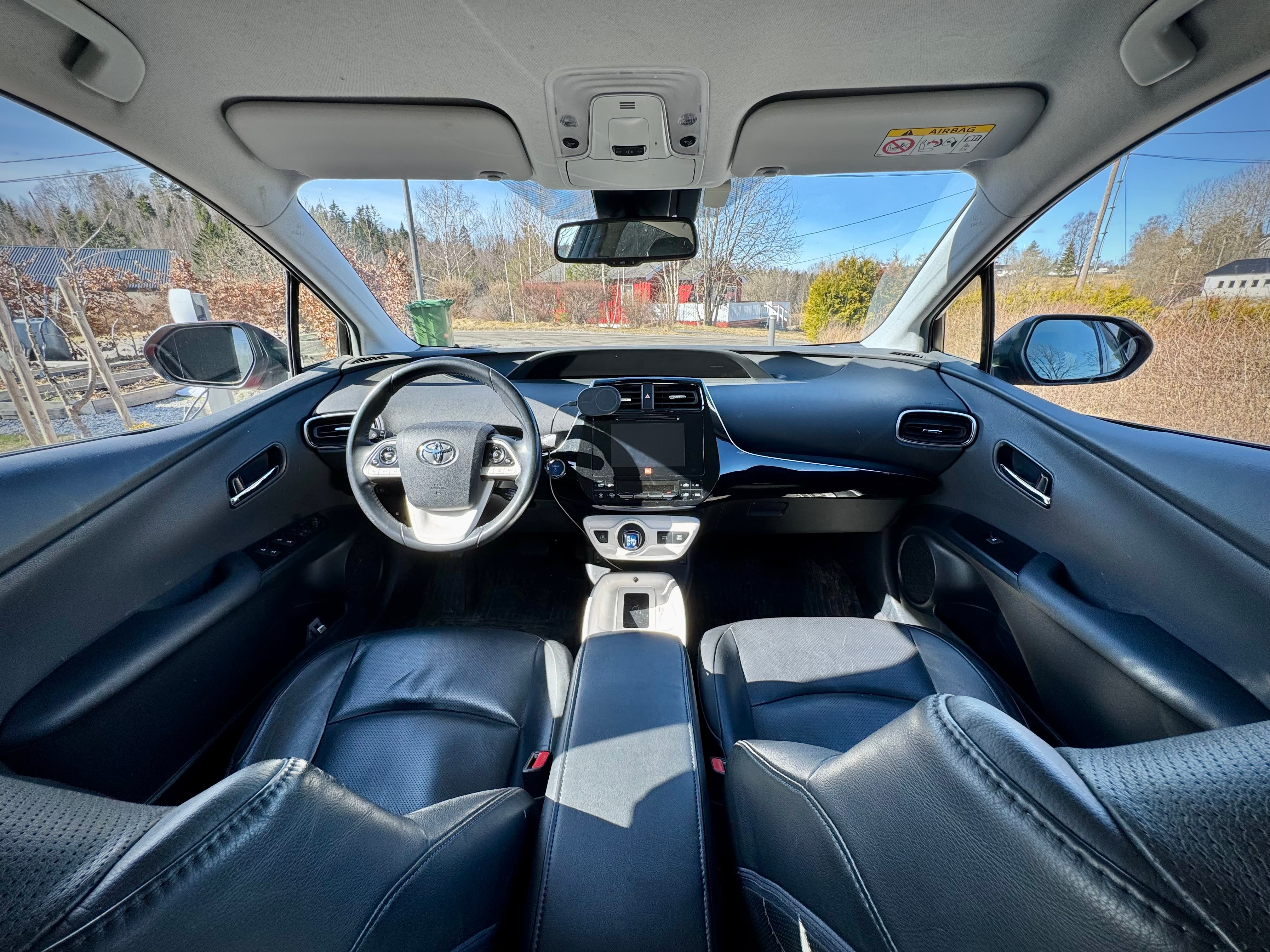 Toyota Prius IV med Cruisekontroll