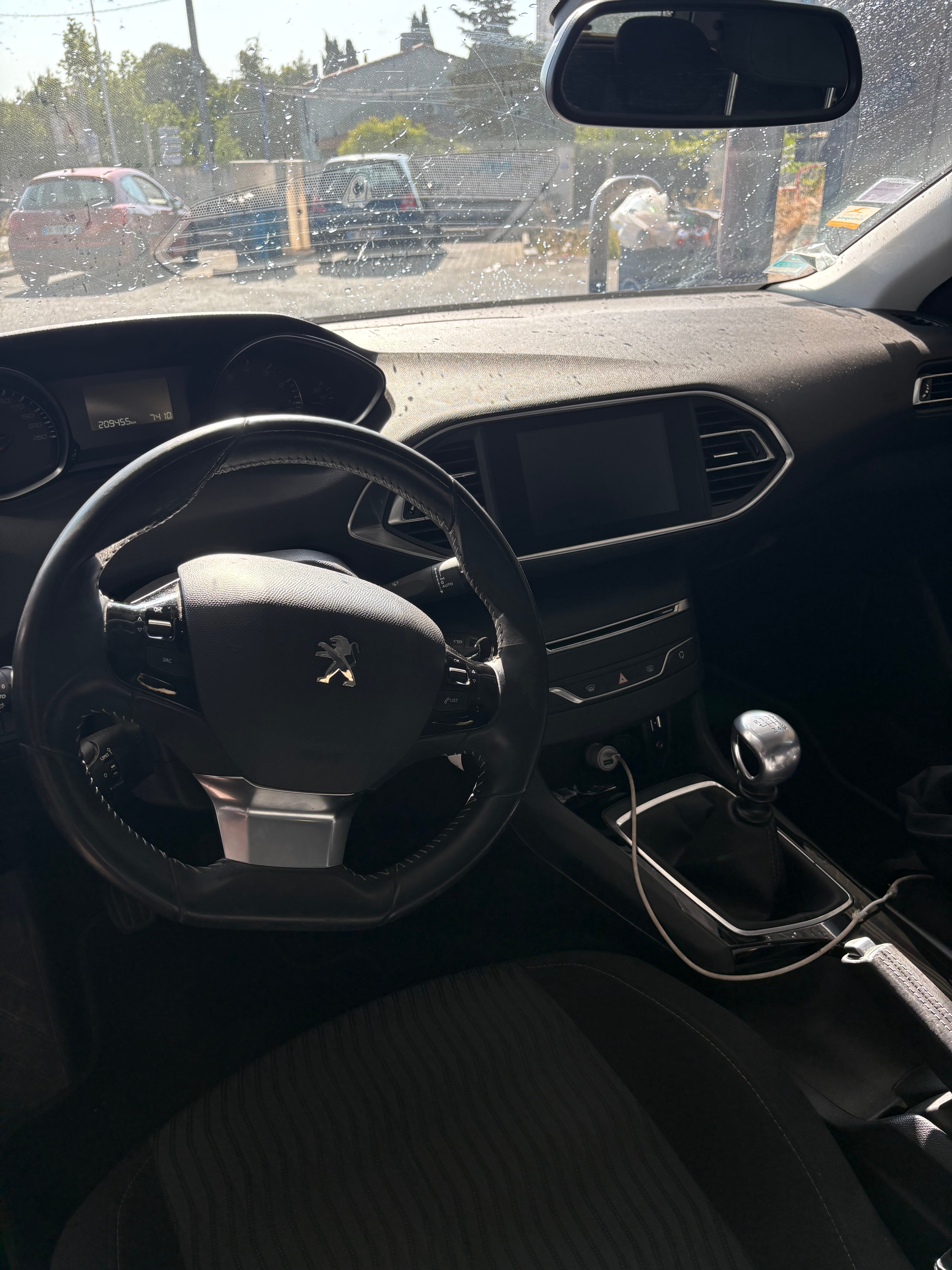 Peugeot 308 avec GPS