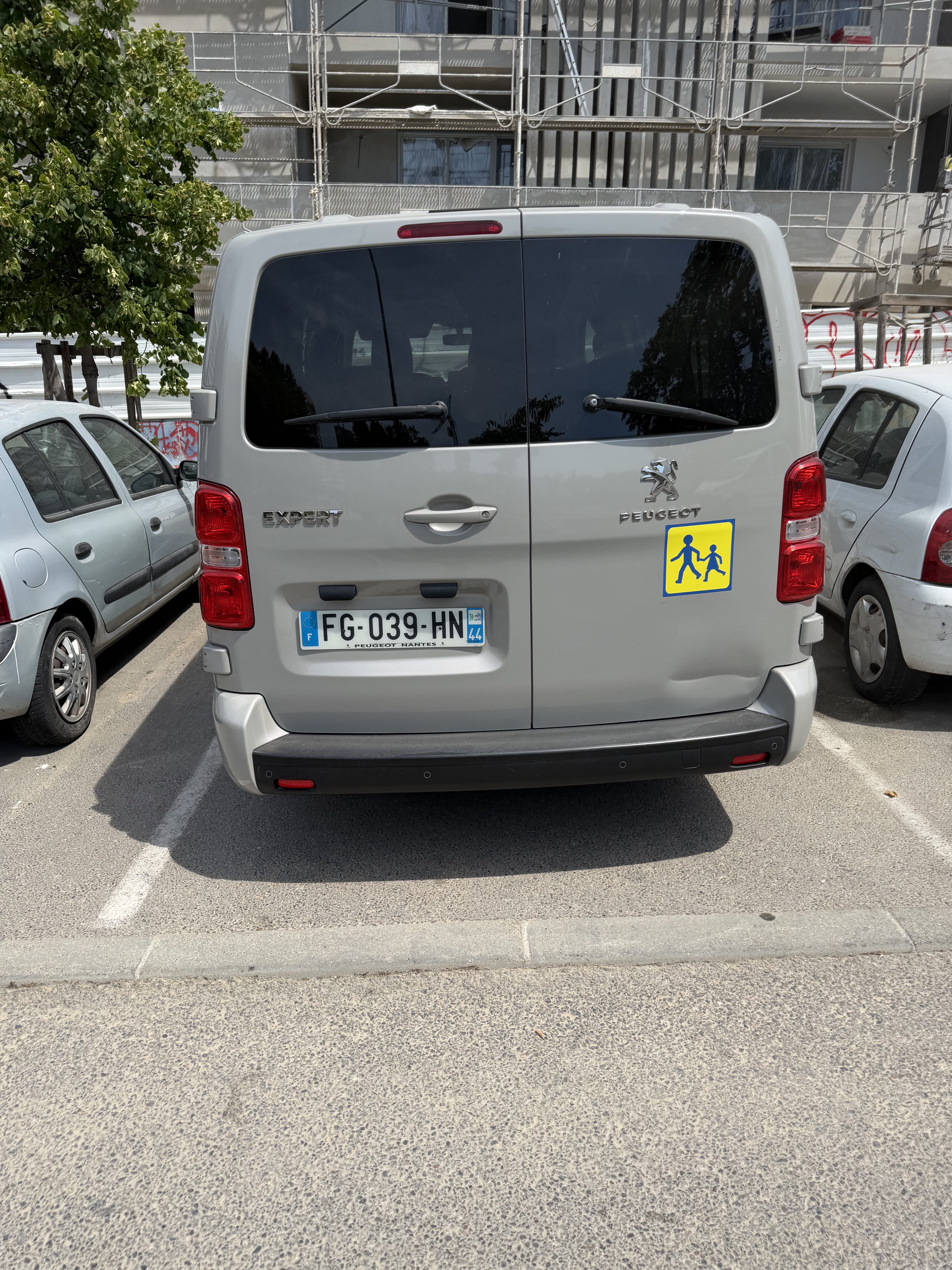 Peugeot Expert Combi avec GPS