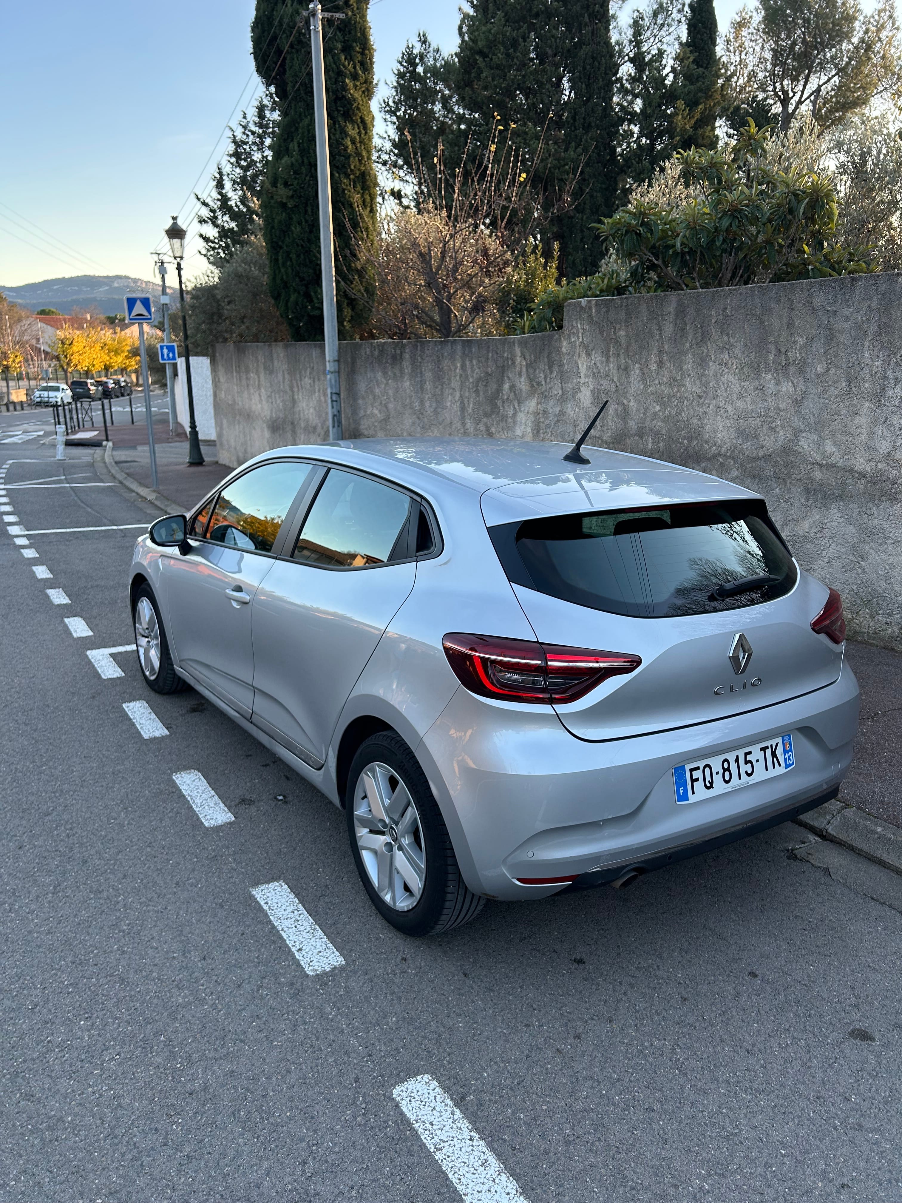 Renault Clio avec GPS