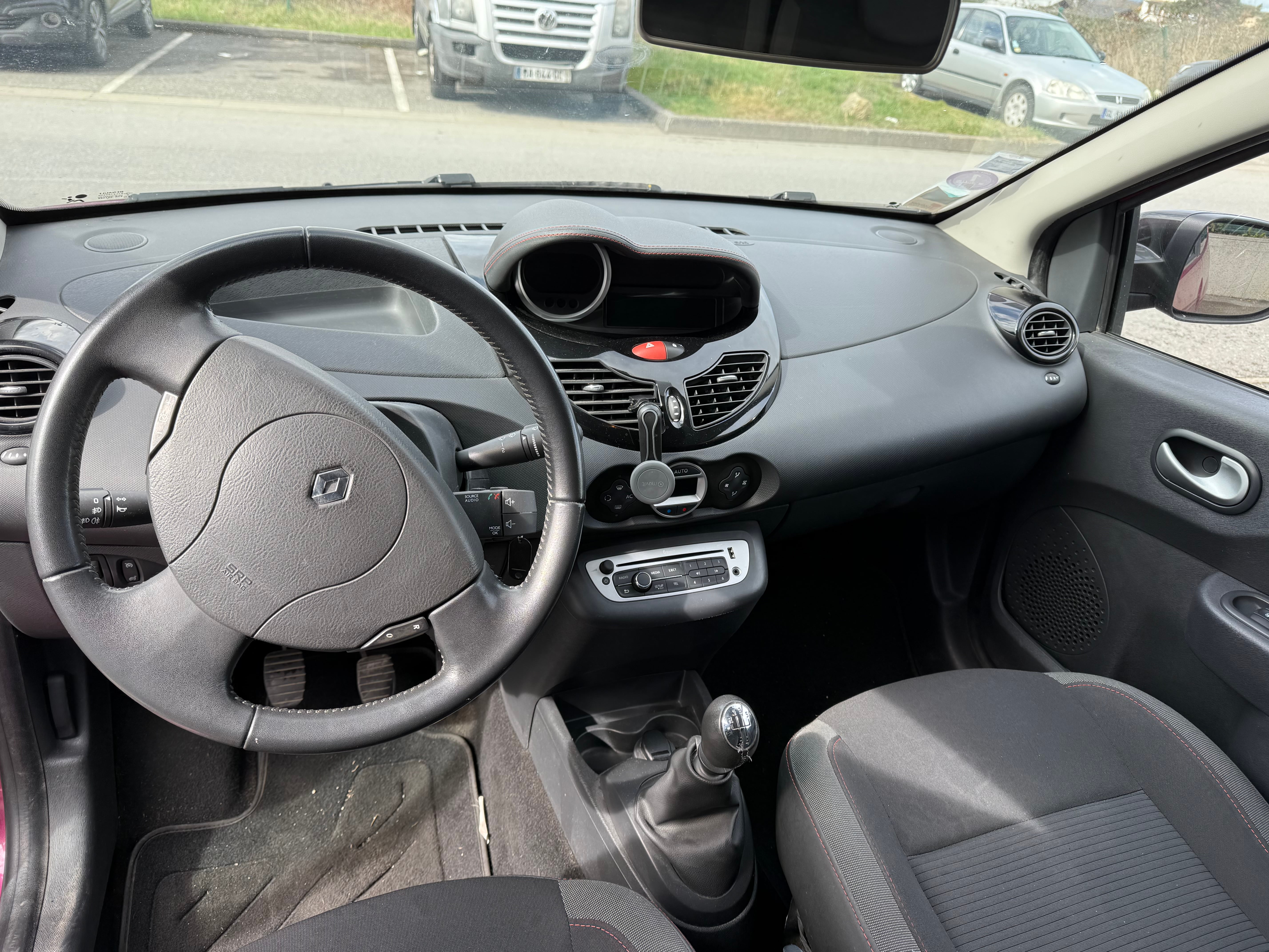Renault Twingo II Vignette avec Audio Bluetooth