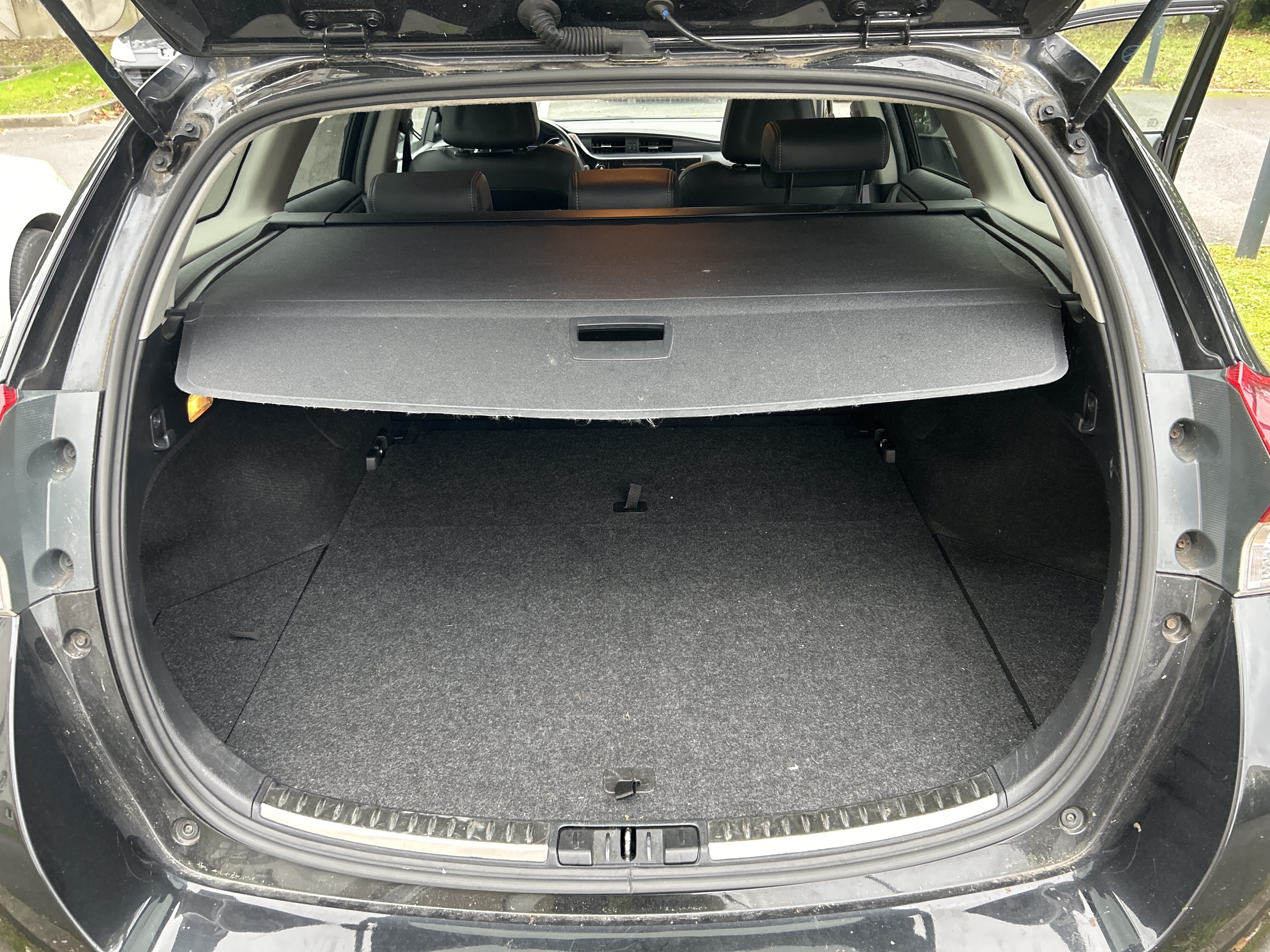 Toyota Auris avec GPS