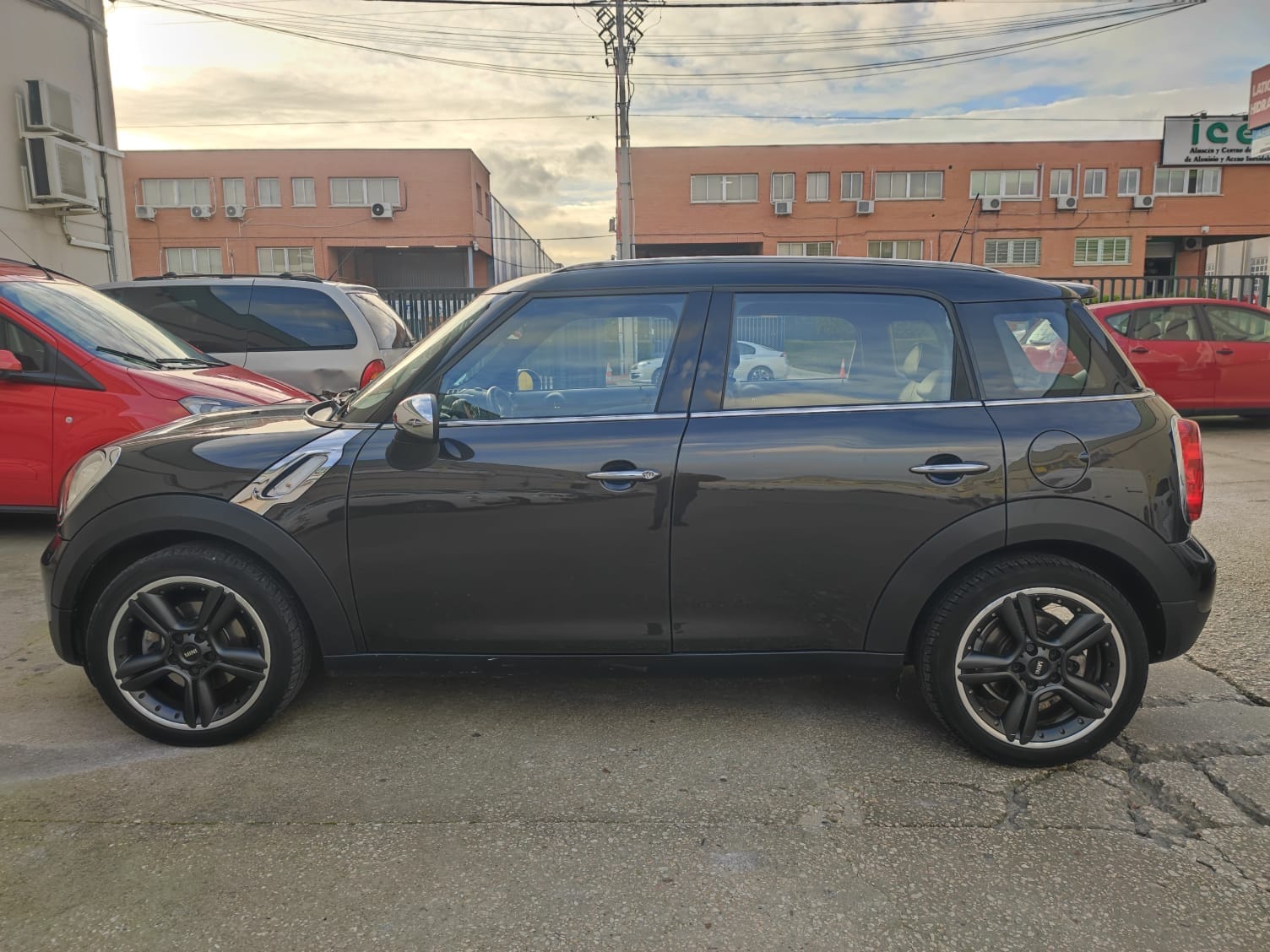 Mini Countryman Cooper SE con Aire acondicionado