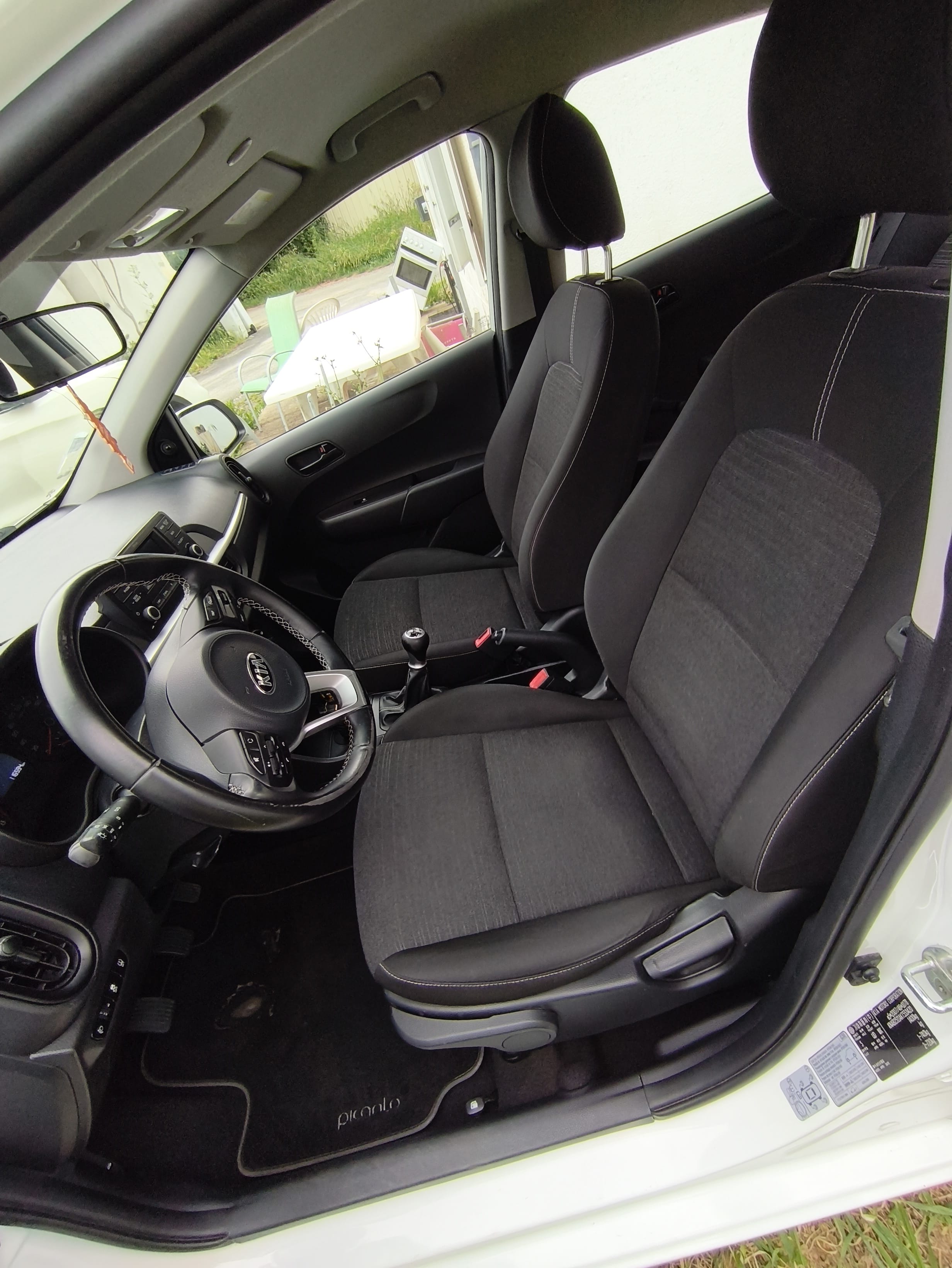 Kia Picanto avec Audio Bluetooth