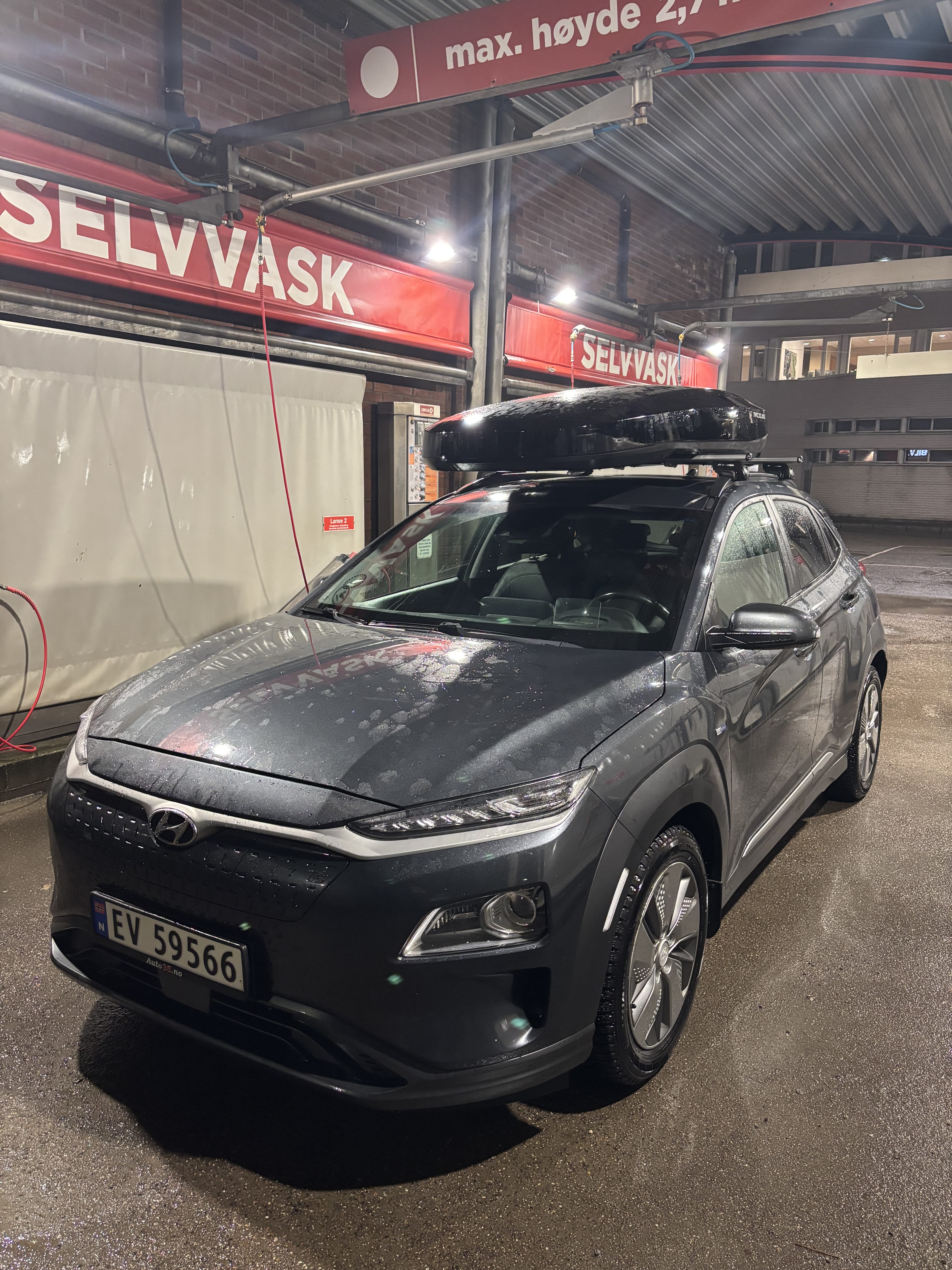Hyundai Kona Electric with Backup camera