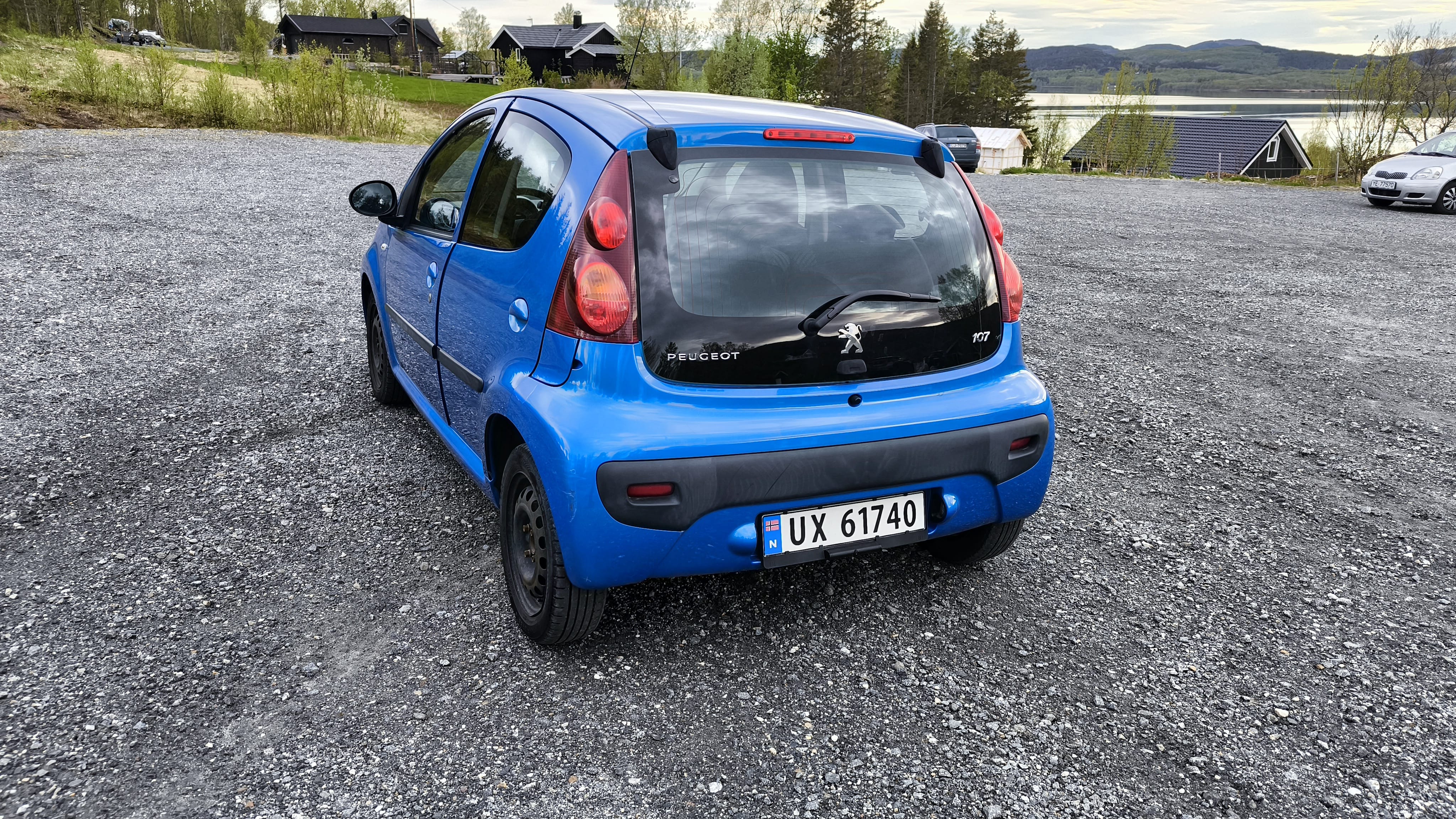 Peugeot 107 1.0 med Ryggekamera