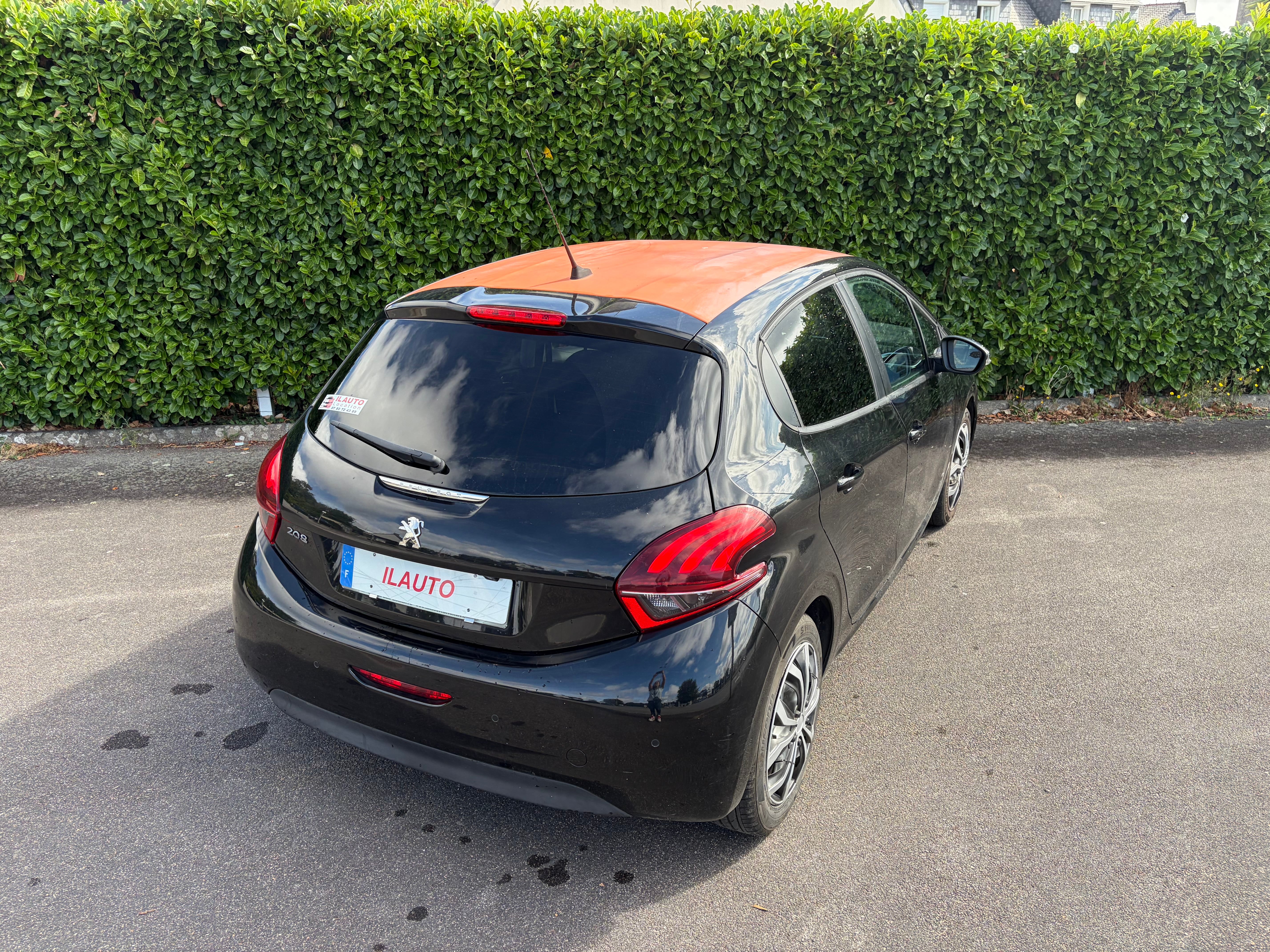Peugeot 208 avec GPS