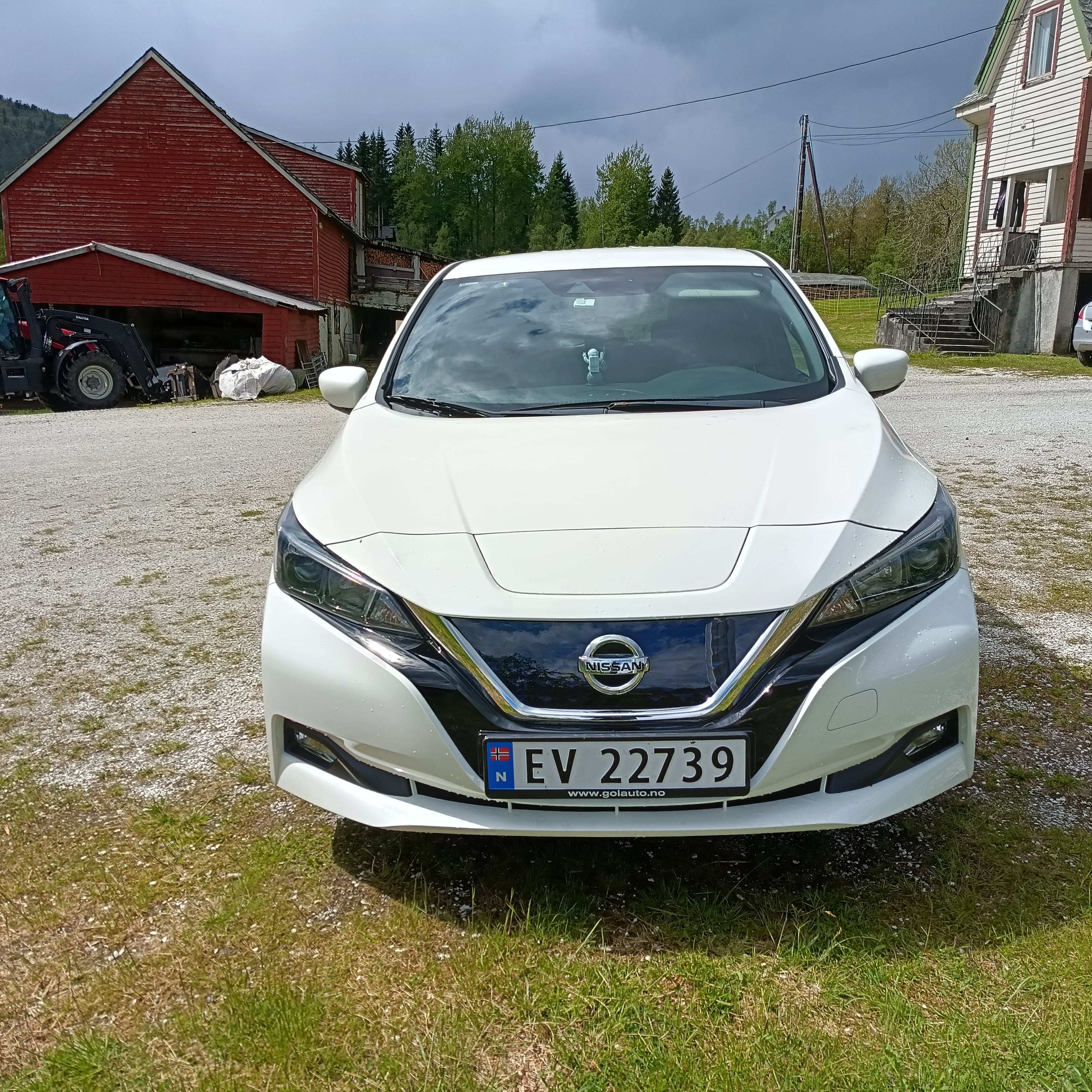 Nissan Leaf med Babysete