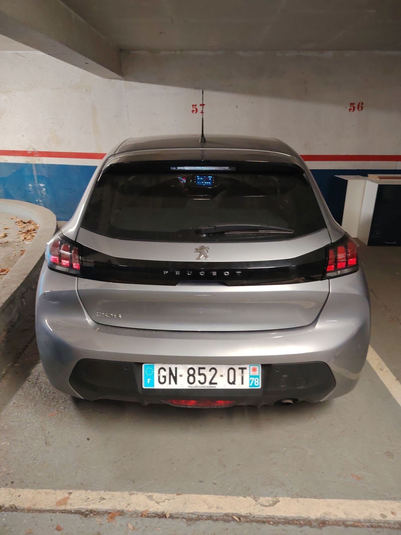 Peugeot 208 avec Régulateur de vitesse