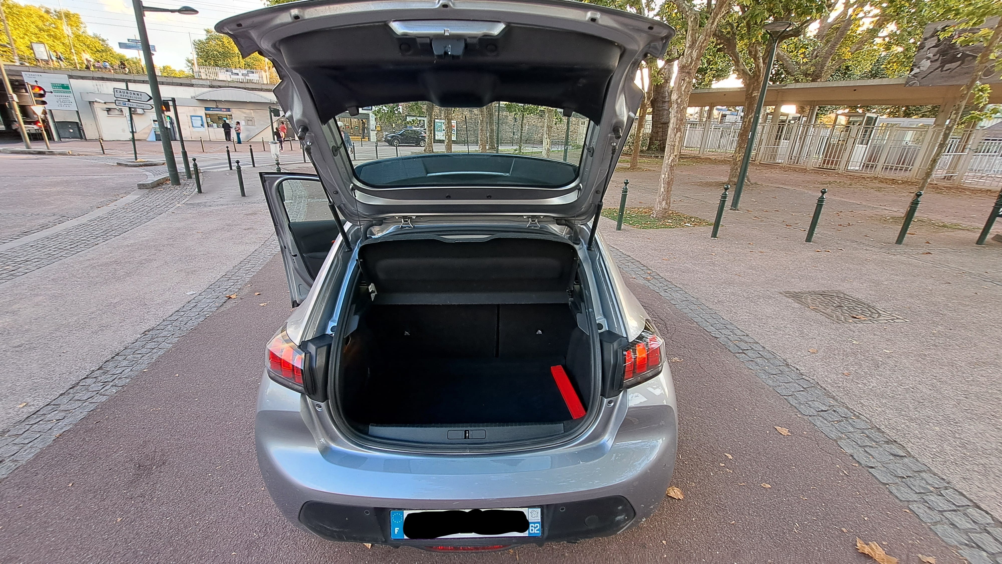 Peugeot 208 avec Android Auto