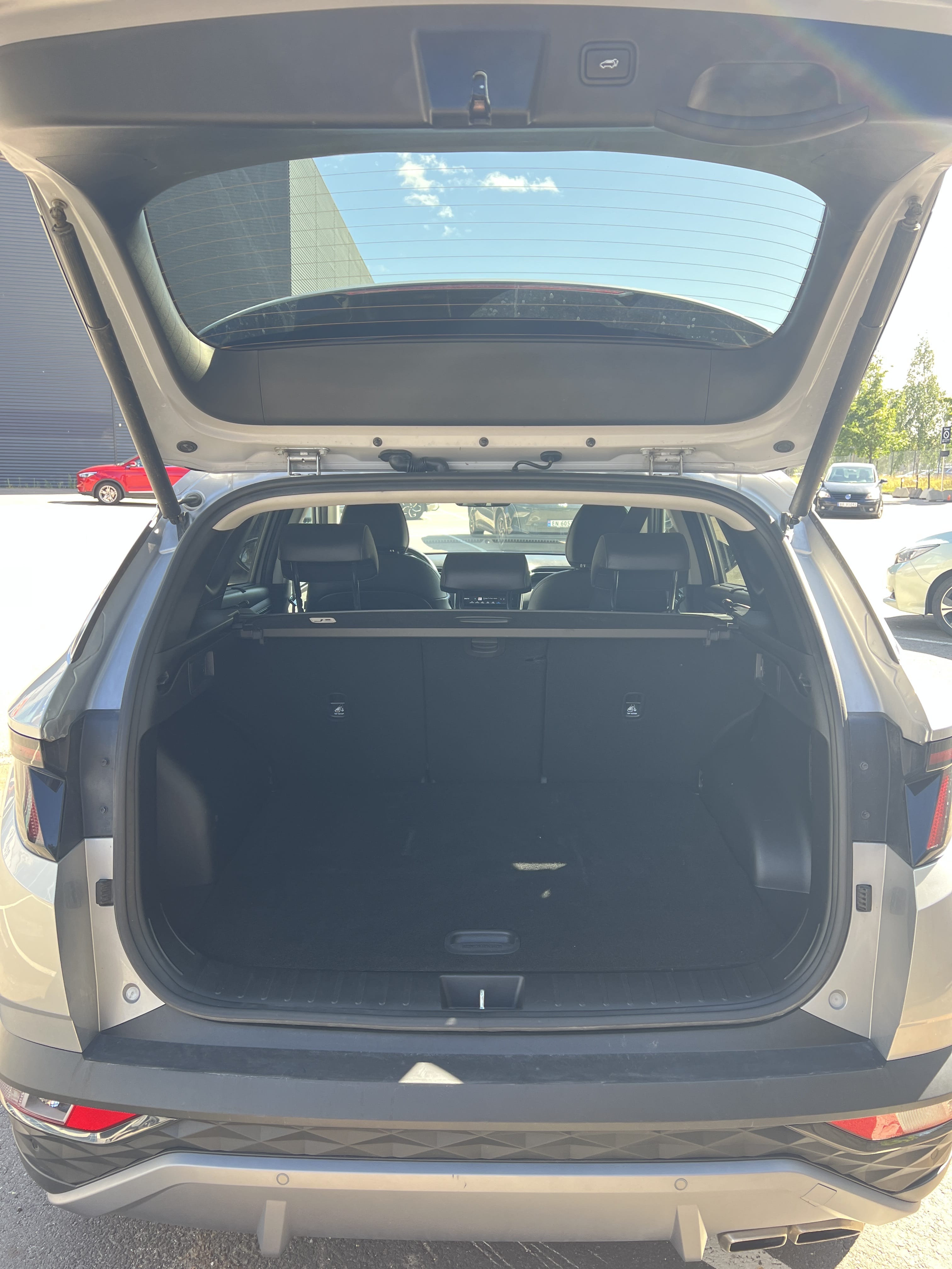 Hyundai Tucson Hybrid Limited with Four-wheel drive