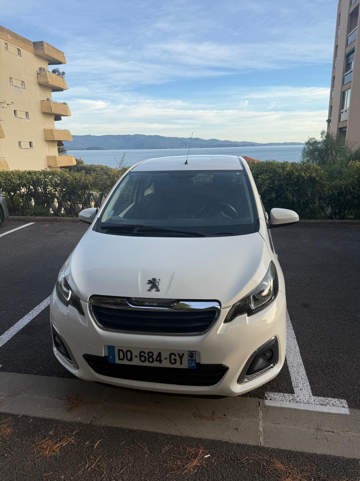 Peugeot 108 Essence, 2015, Essence 95