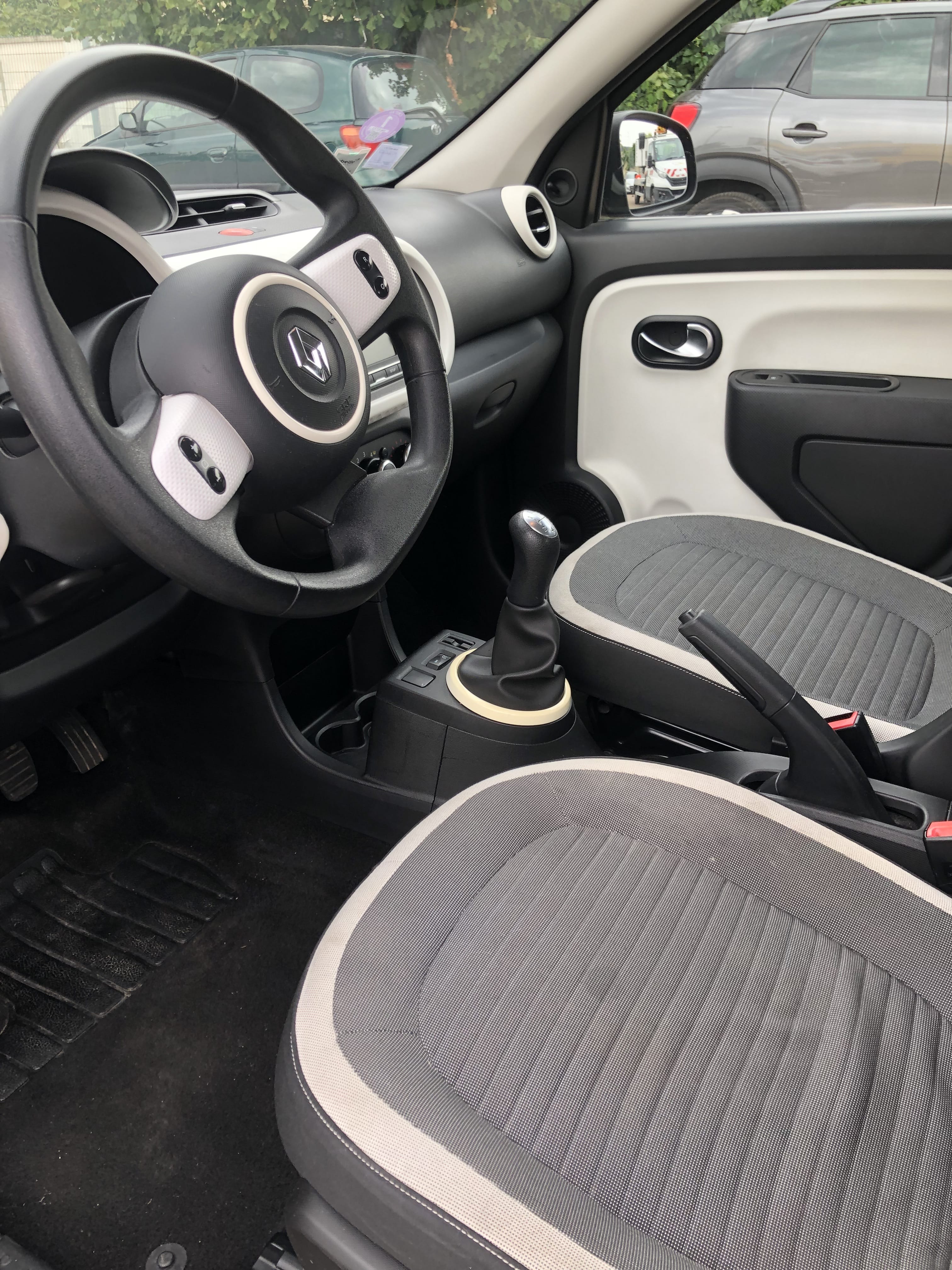 Renault Twingo III avec Audio Bluetooth