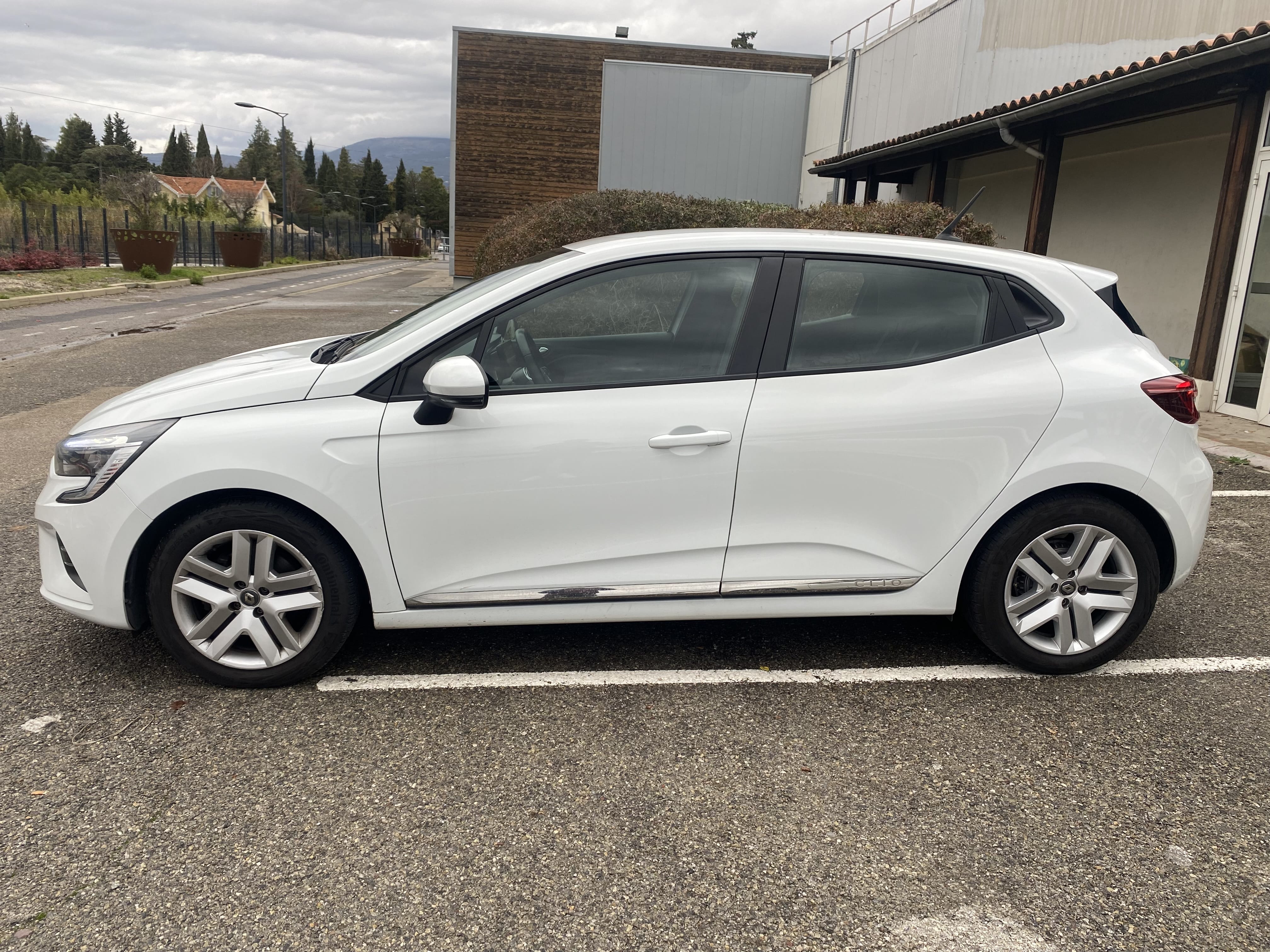 Renault Clio avec Climatisation