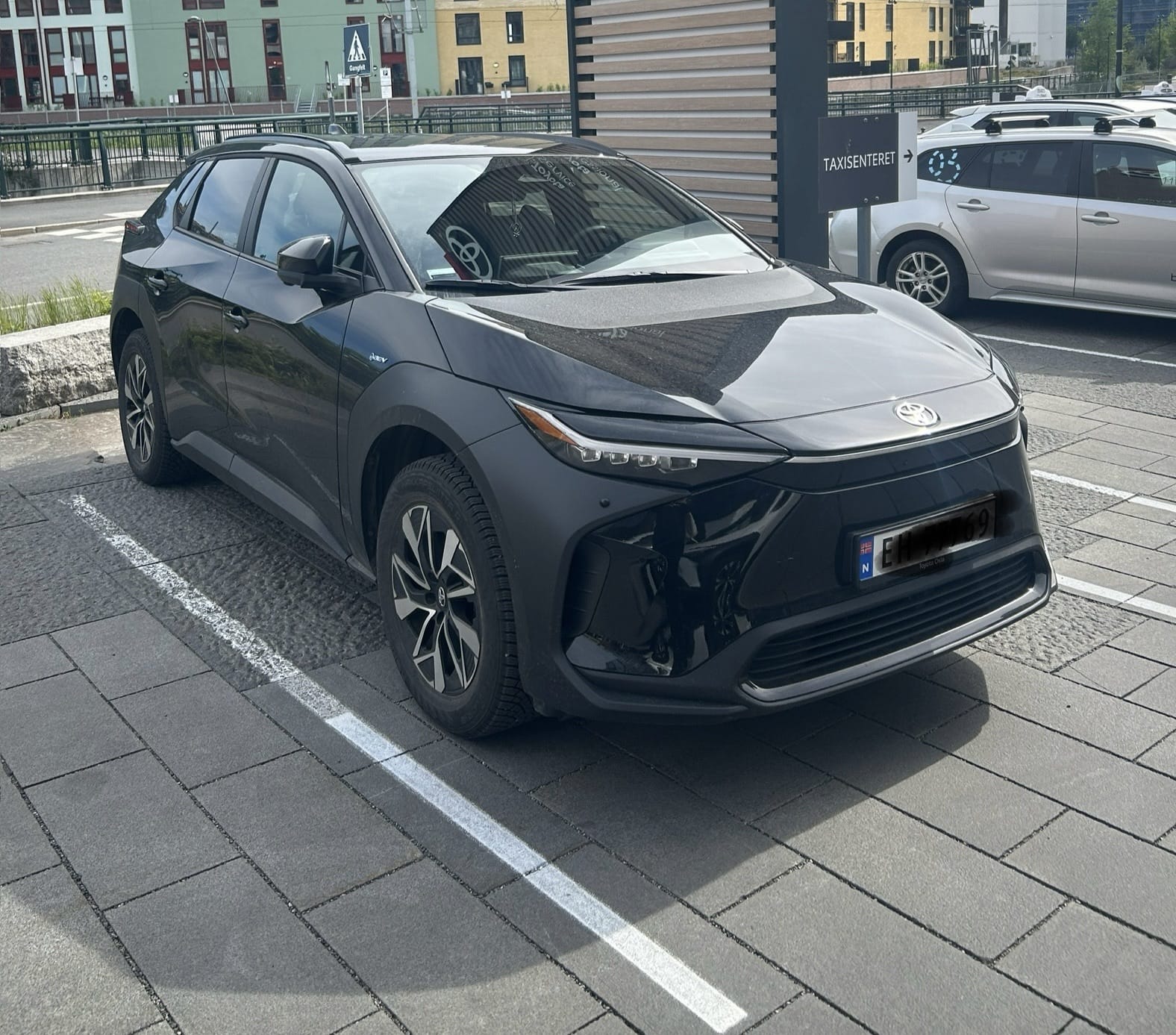 Toyota bZ4X med Vinterdekk