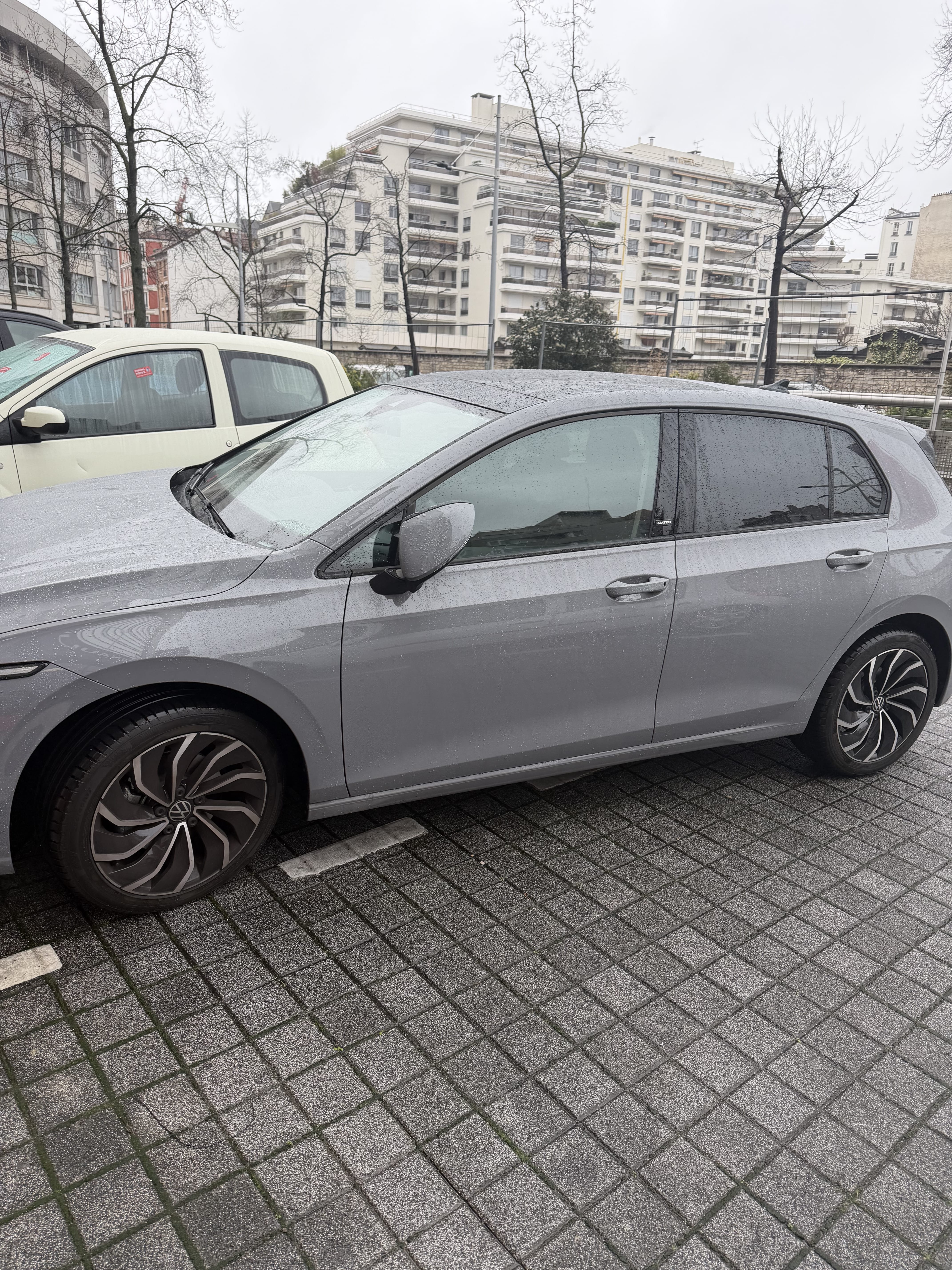 Volkswagen Golf avec Climatisation