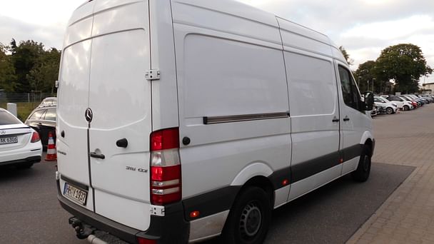 Mercedes Sprinter 24/7, Kasten 3,26 x 1,75 m Ladefläche (Hänger möglich, Aufpreis) mit Tempomat