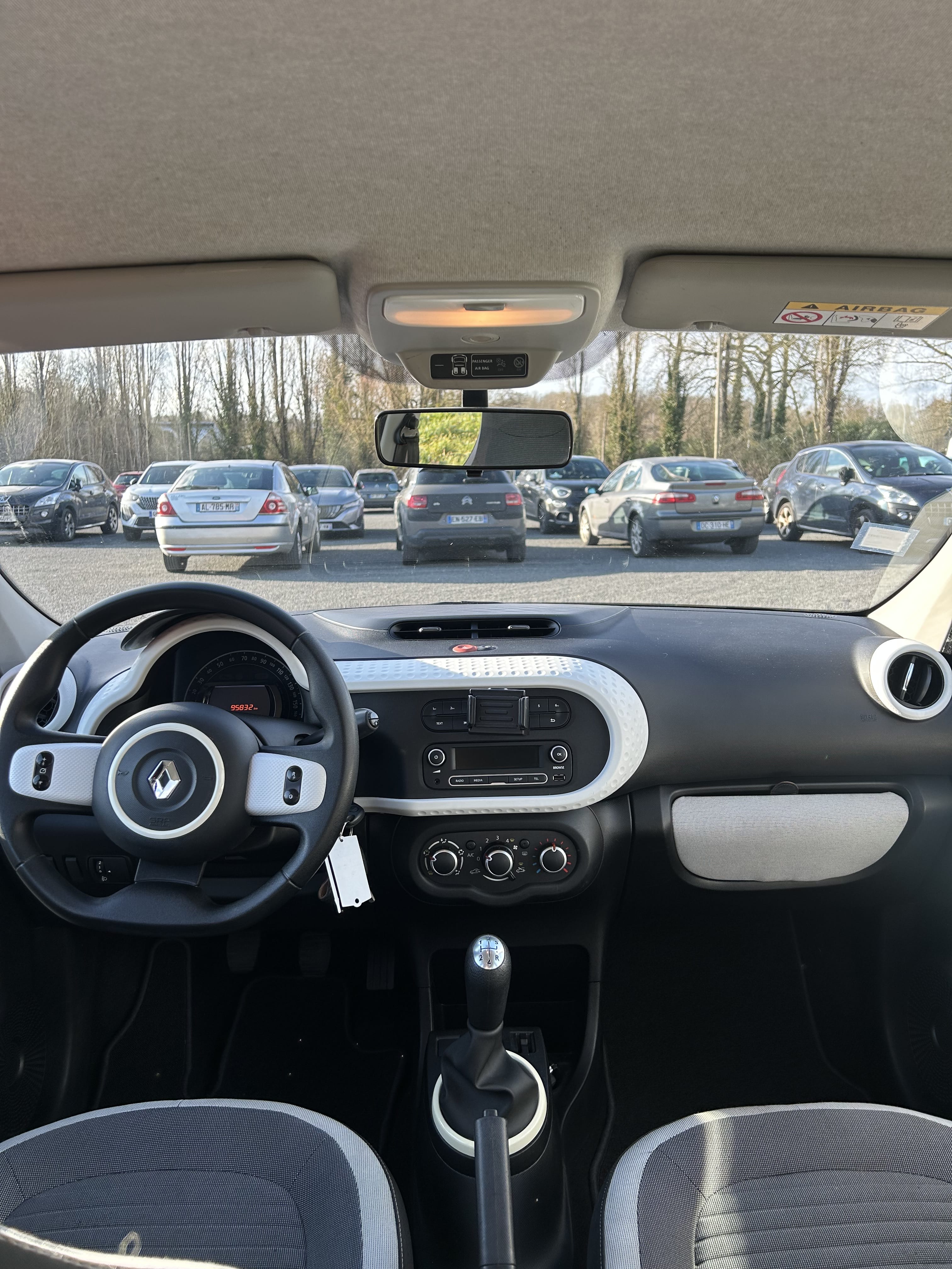 Renault Twingo III avec Audio Bluetooth