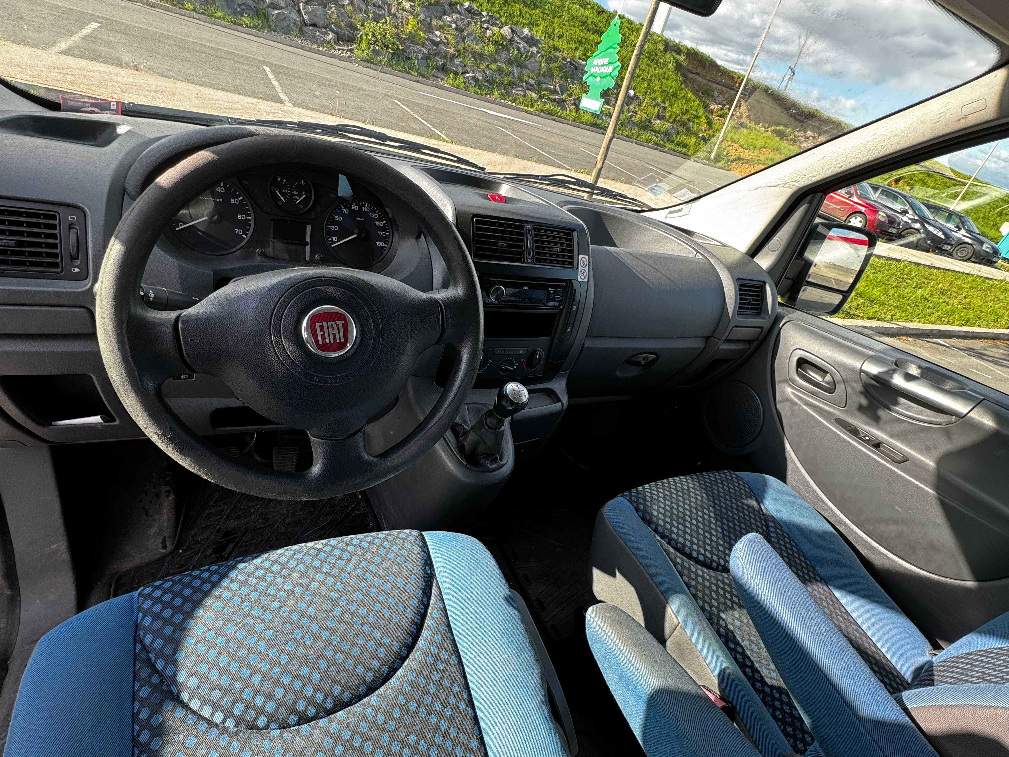 Fiat Scudo 1,6 hdi avec Pneus neige