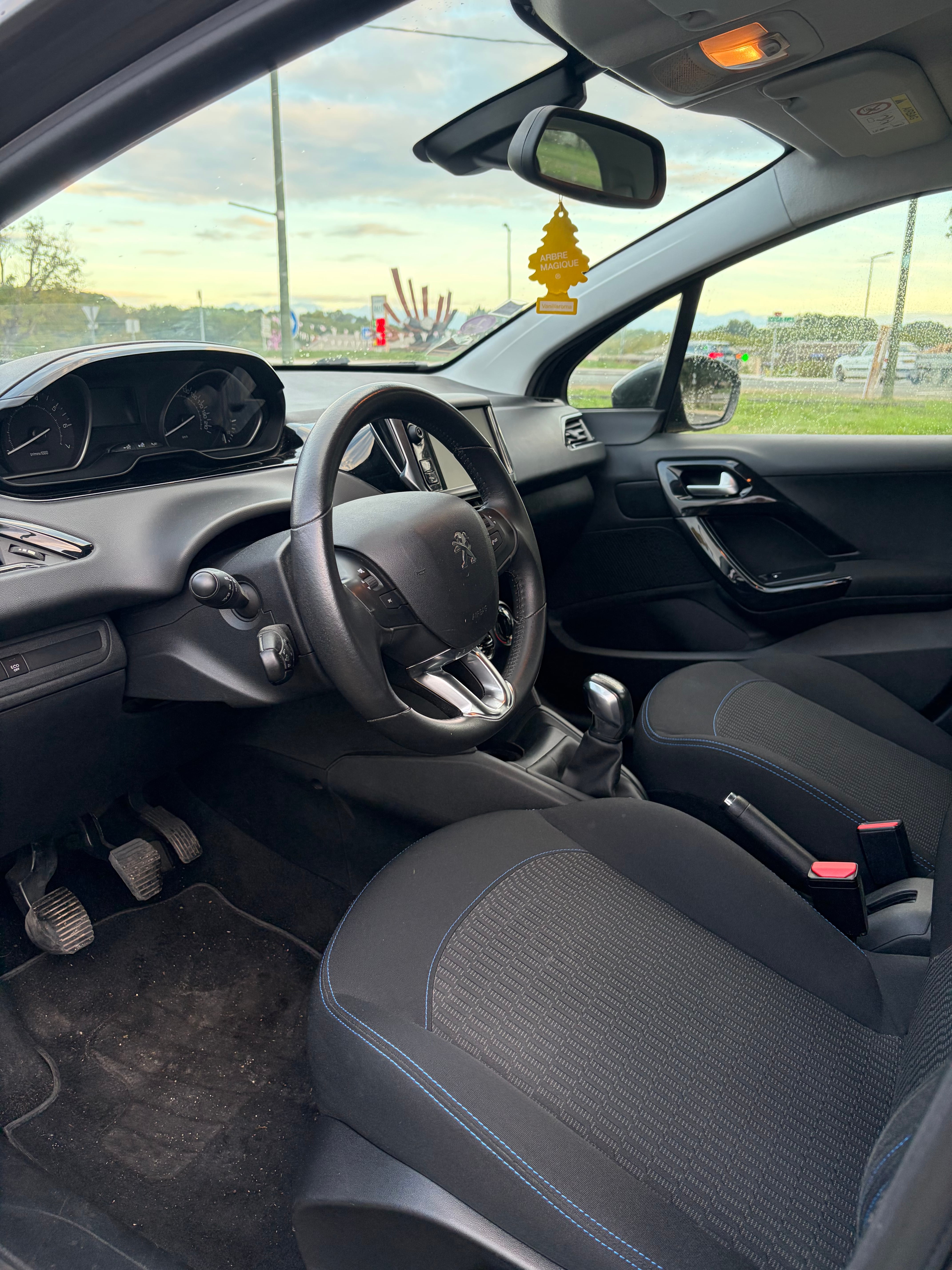 Peugeot 208 avec Audio Bluetooth