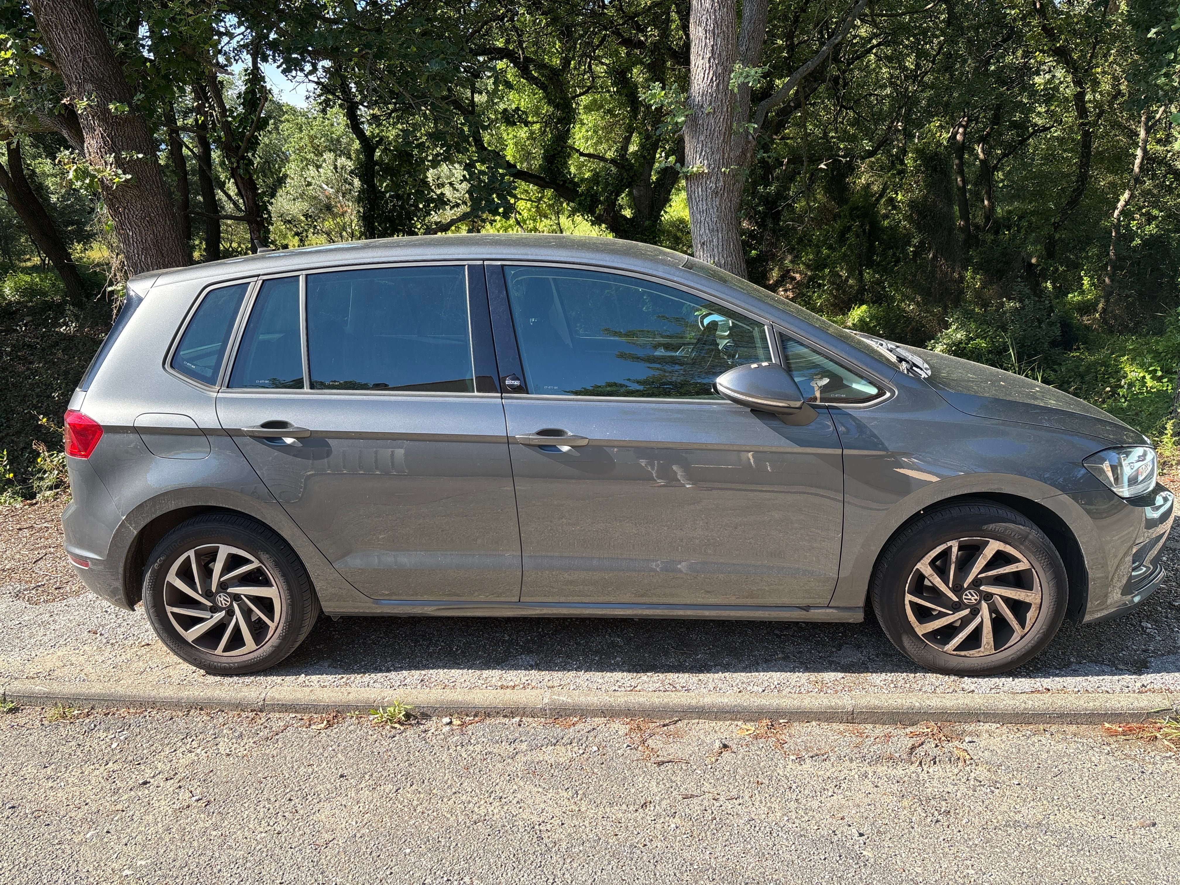 Volkswagen Golf Sportsvan avec Climatisation