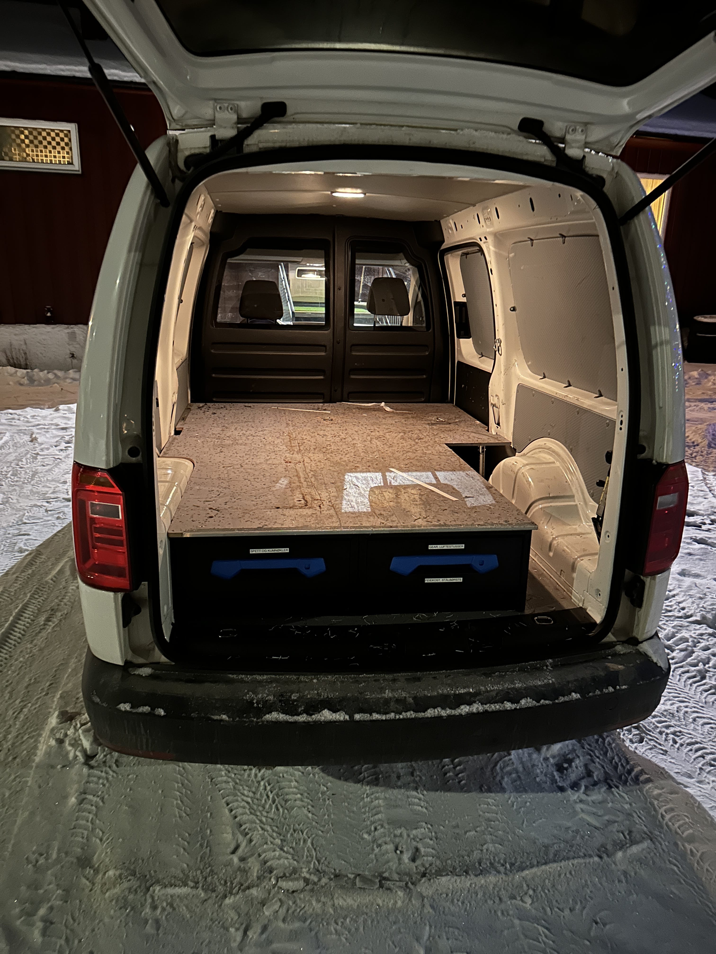 Volkswagen Caddy Maxi Varebil med Bluetooth audio