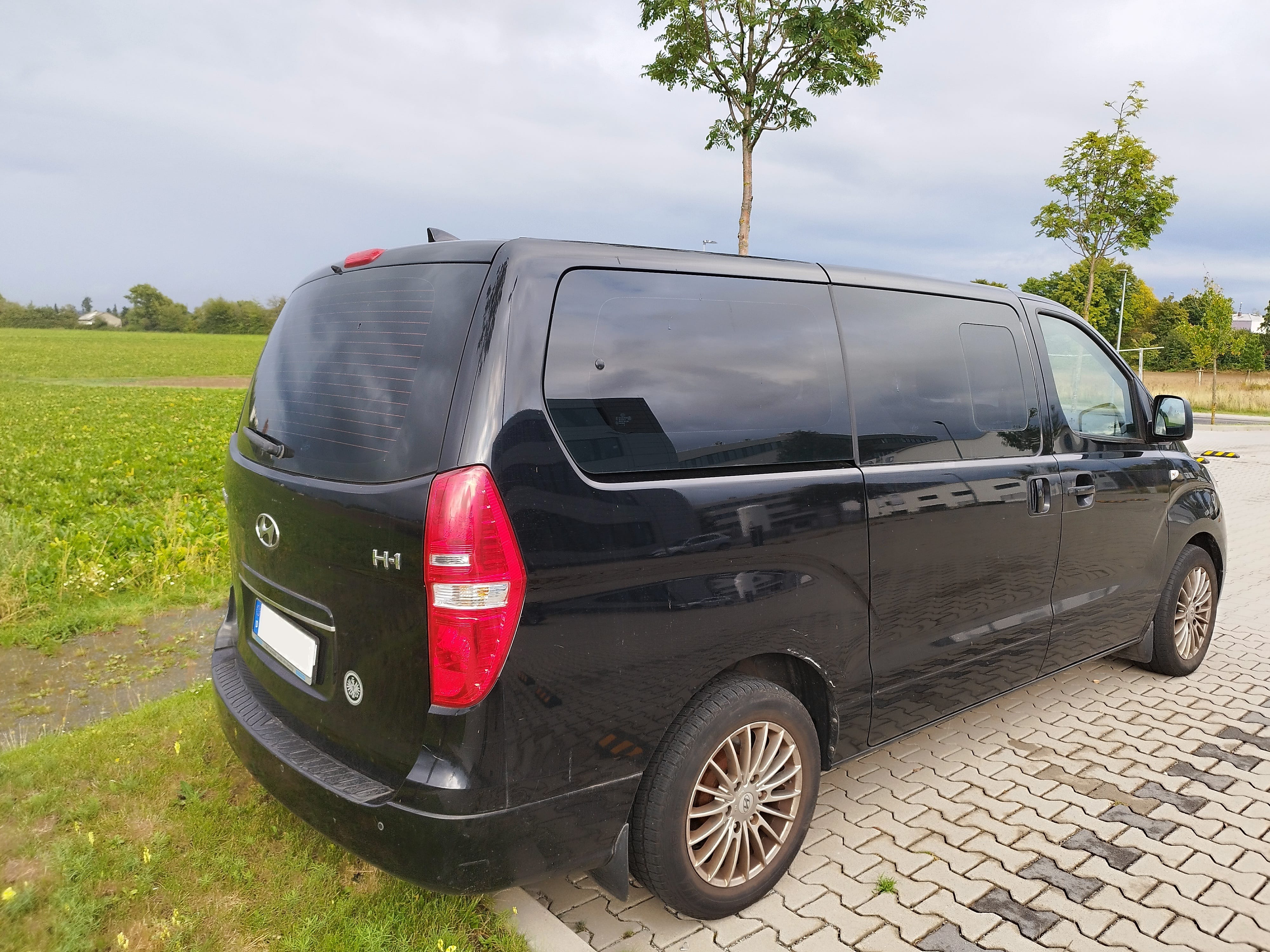 Hyundai H-1 Starex avec GPS