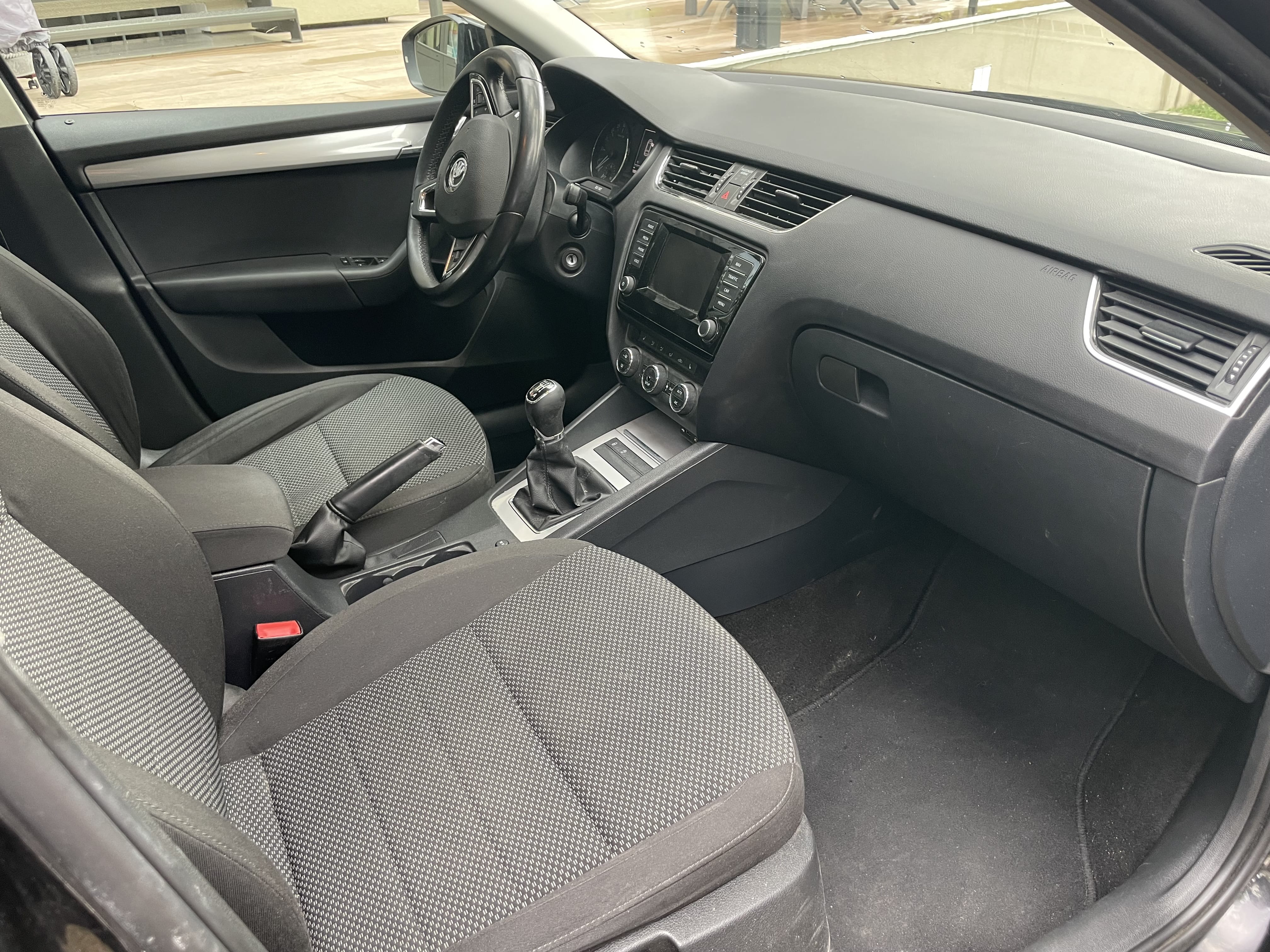 Skoda Octavia Combi avec GPS