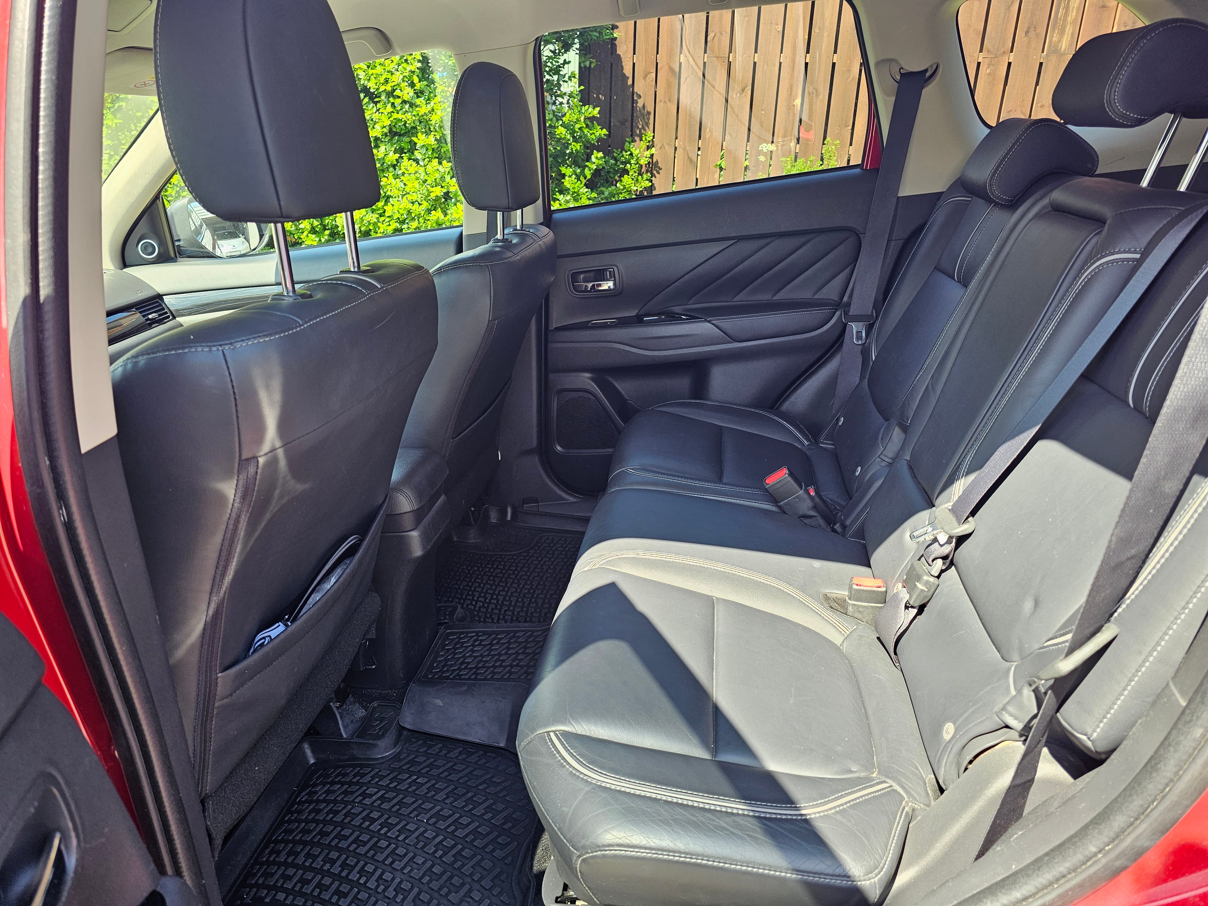 Mitsubishi Outlander Hybrid 2.0 Hybrid Bensin med Cruisekontroll