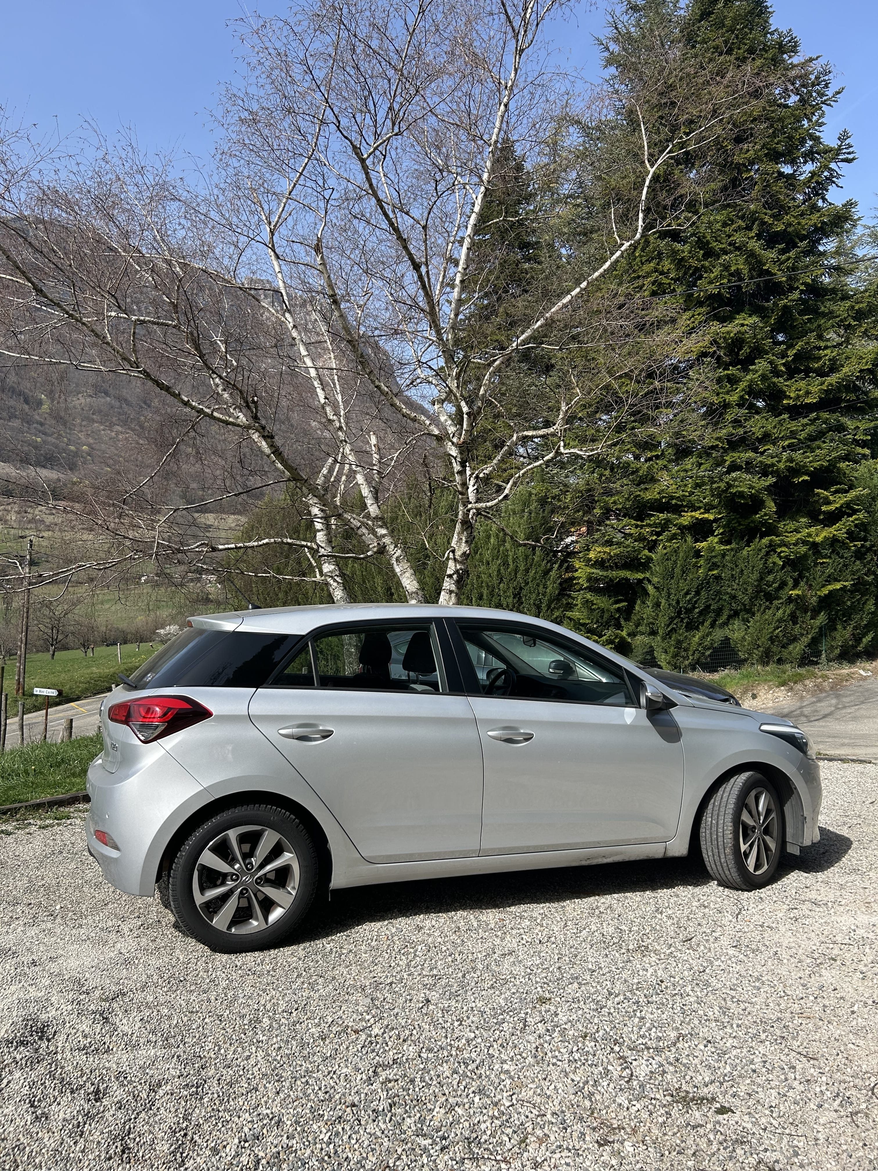 Hyundai i20 avec Chaines