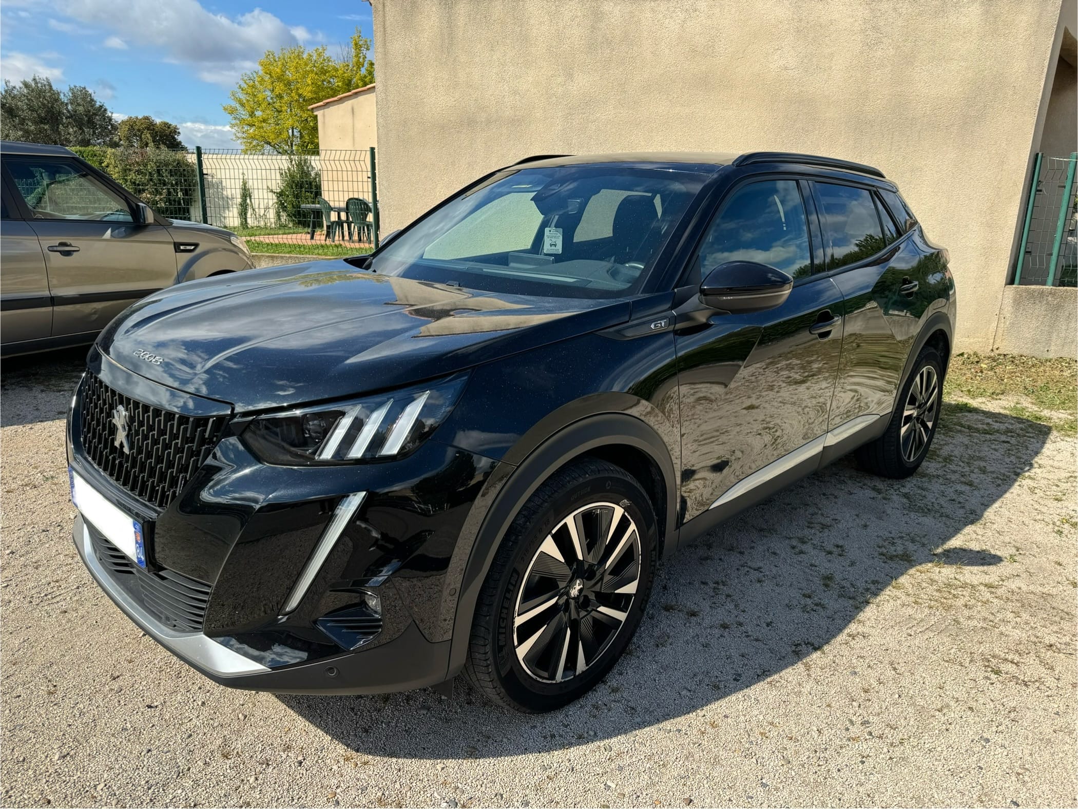Peugeot 2008, 2021, Essence 95