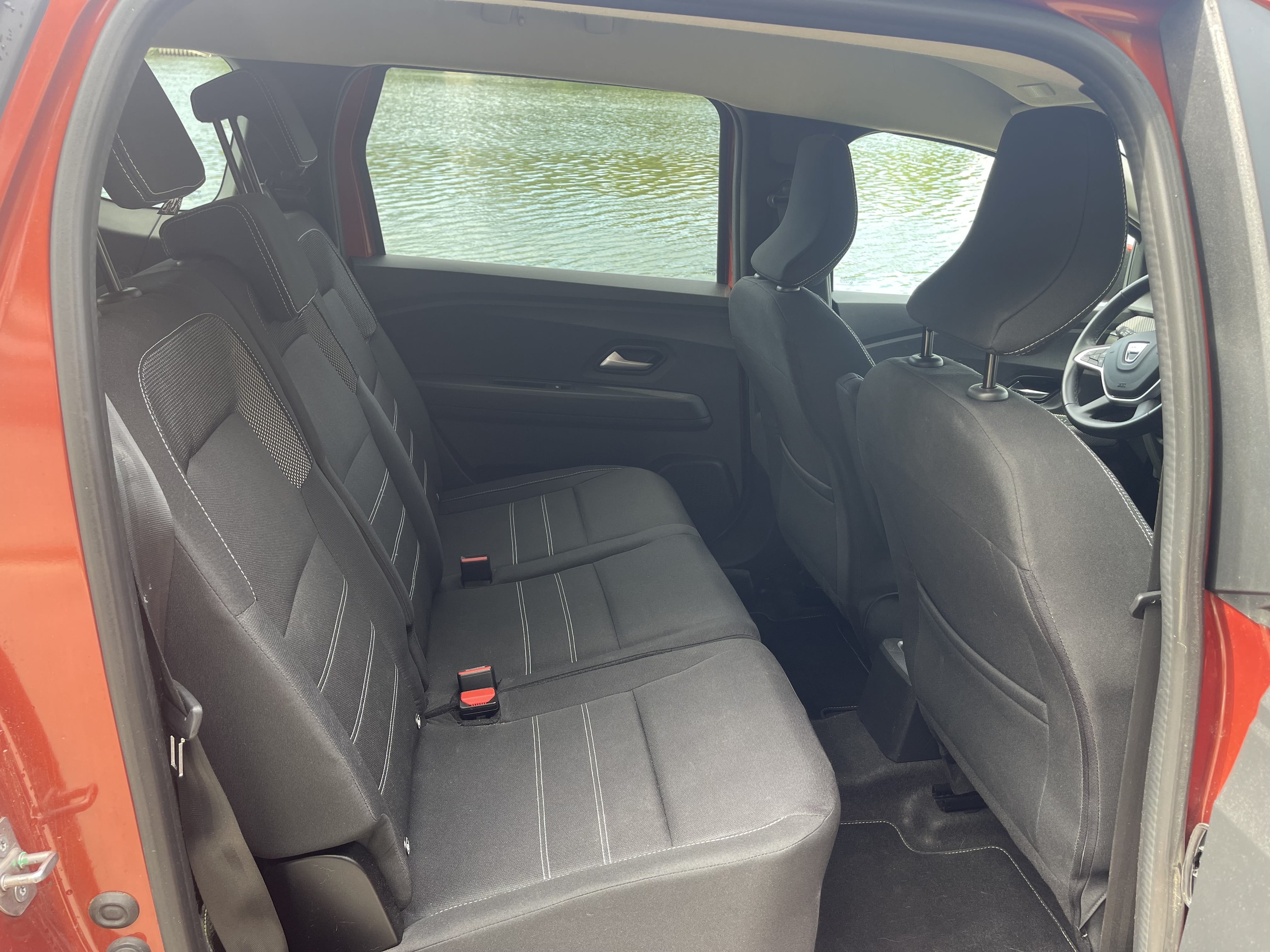 Dacia Jogger avec Chaines