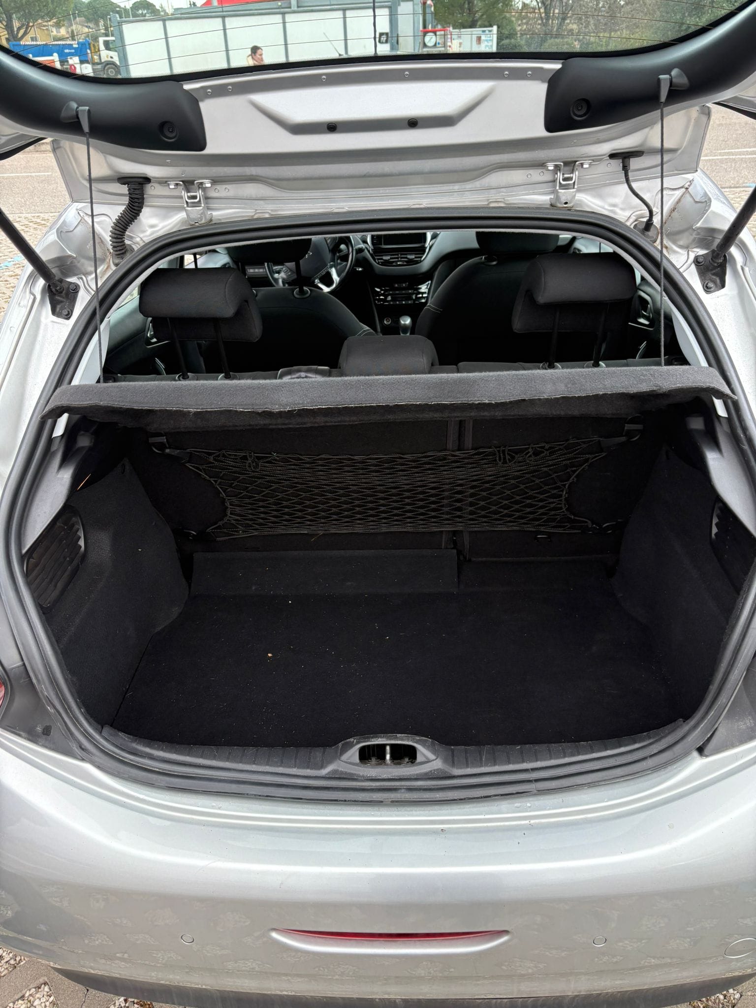 Peugeot 208 avec Android Auto