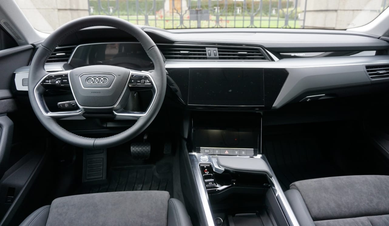 Audi e-tron E-tron med Firehjulstrekk