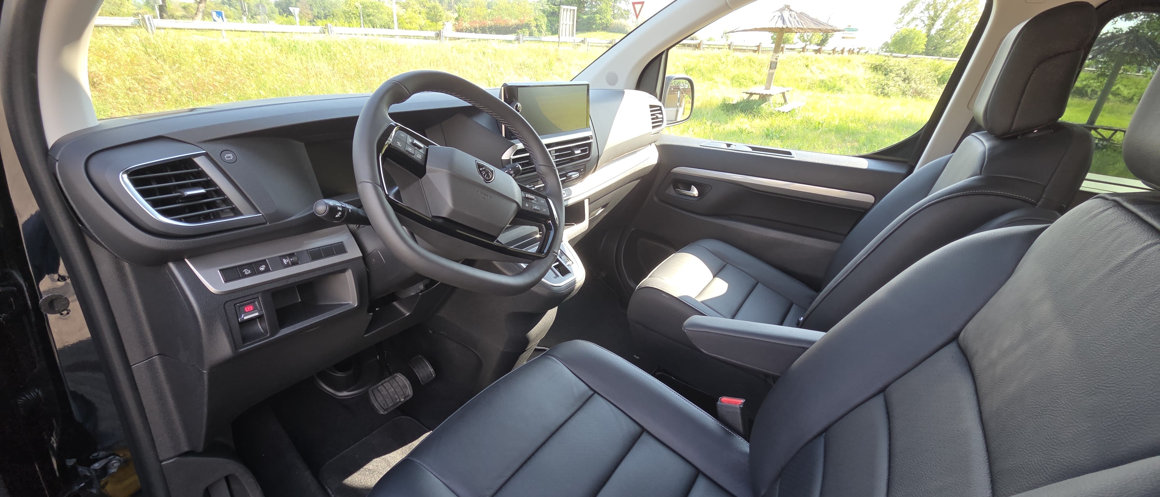 Peugeot Traveller Business  Pack  VIP 2.0 HDI-180 CV avec GPS