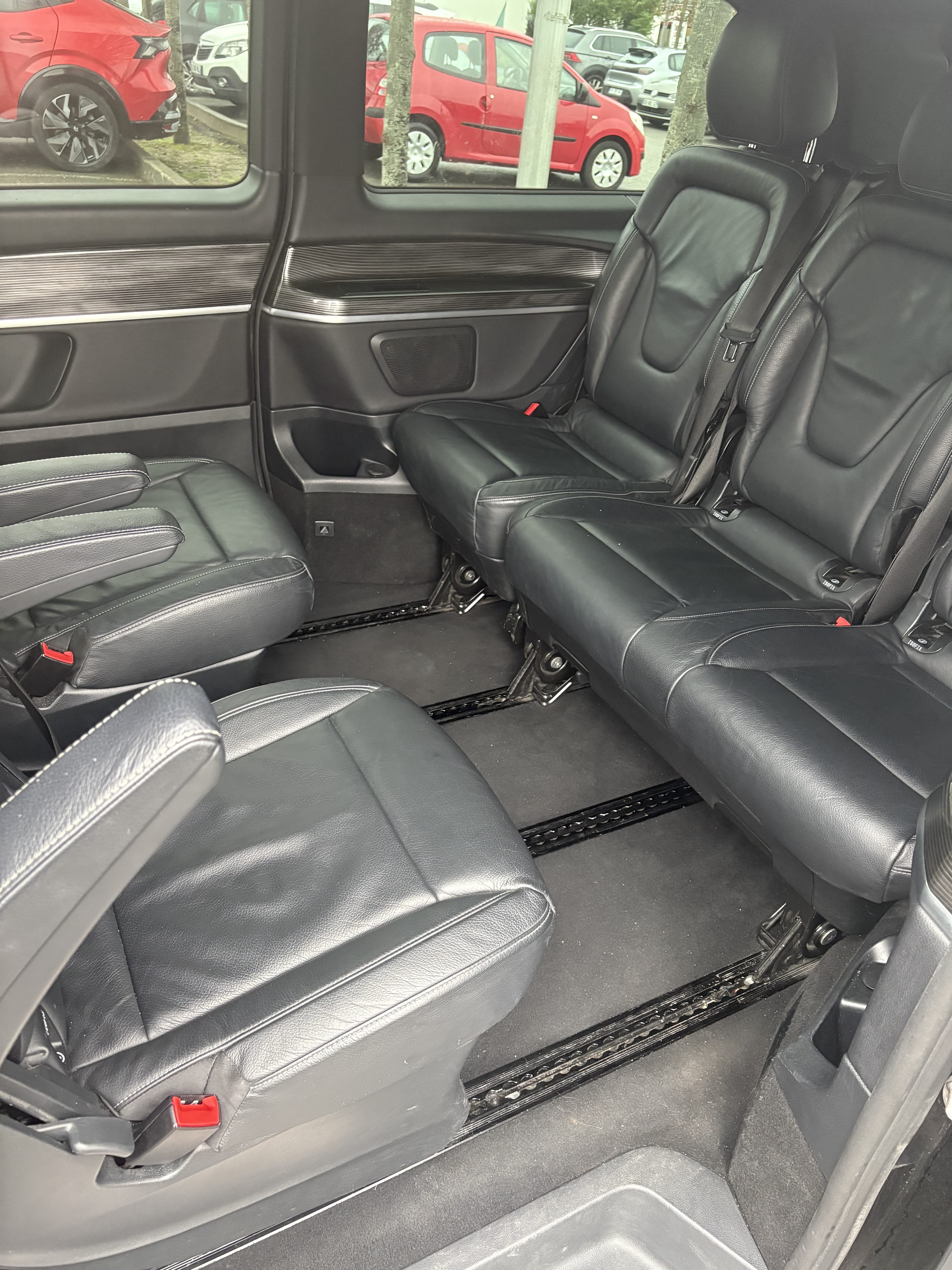 Mercedes-Benz Classe V avec Entrée audio / iPod