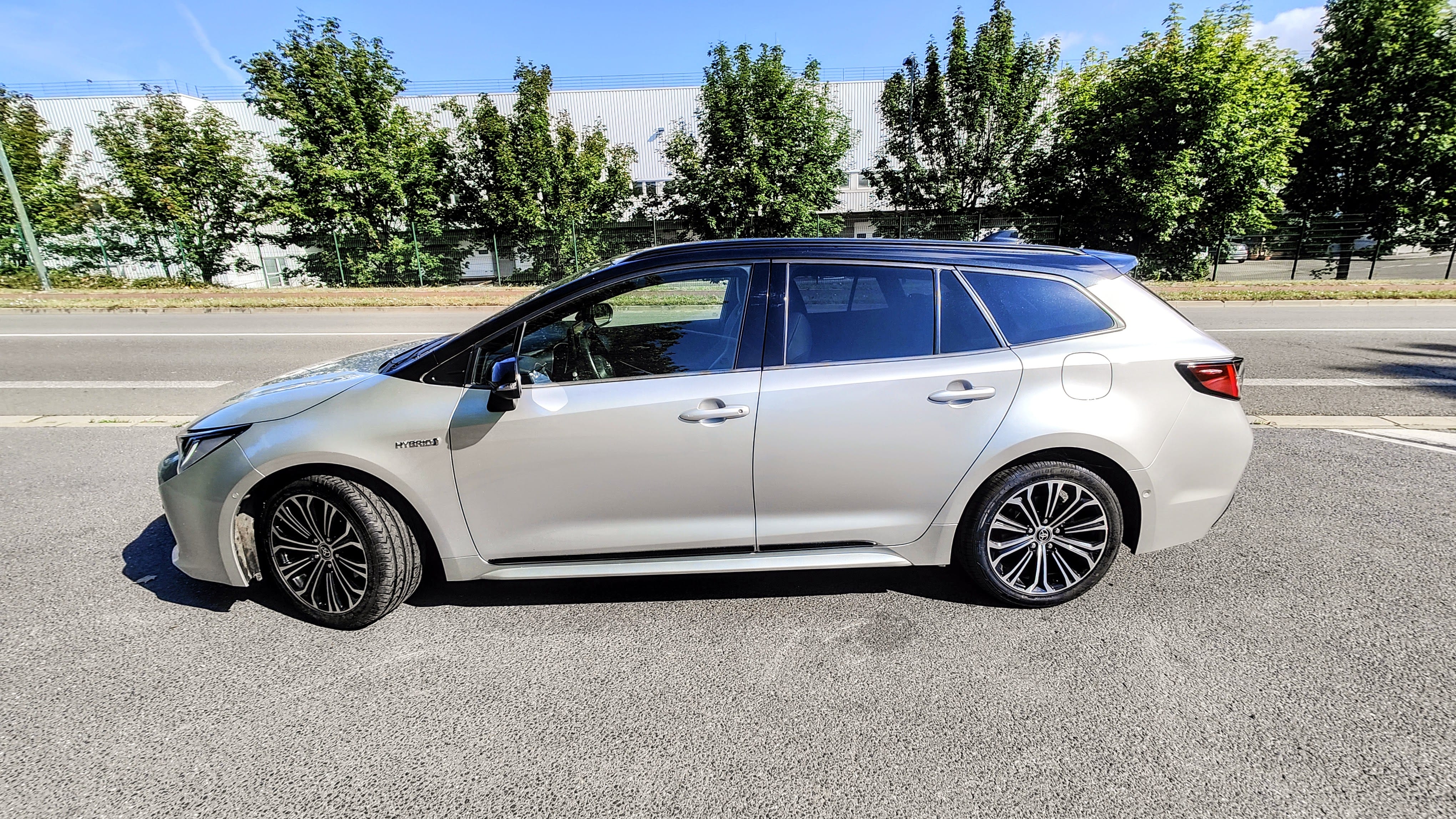 Toyota Corolla Break Hybride avec Climatisation