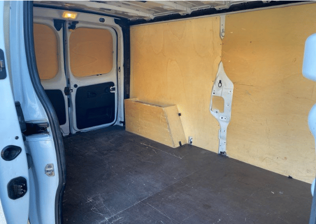 Renault Trafic Allongé L2H1 3 places version confort H1.97m idéal parking avec Audio Bluetooth