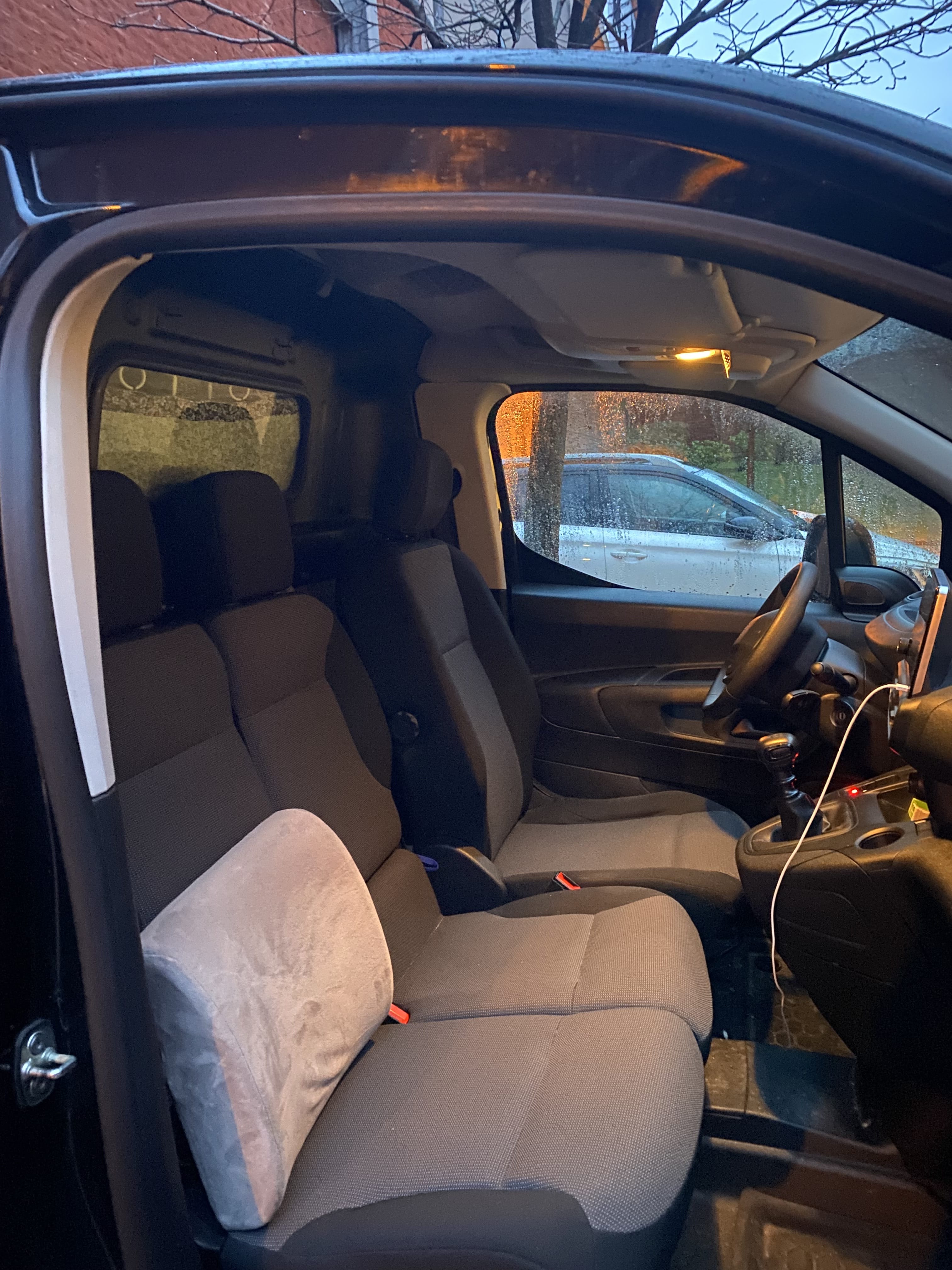 Peugeot Partner avec Apple CarPlay