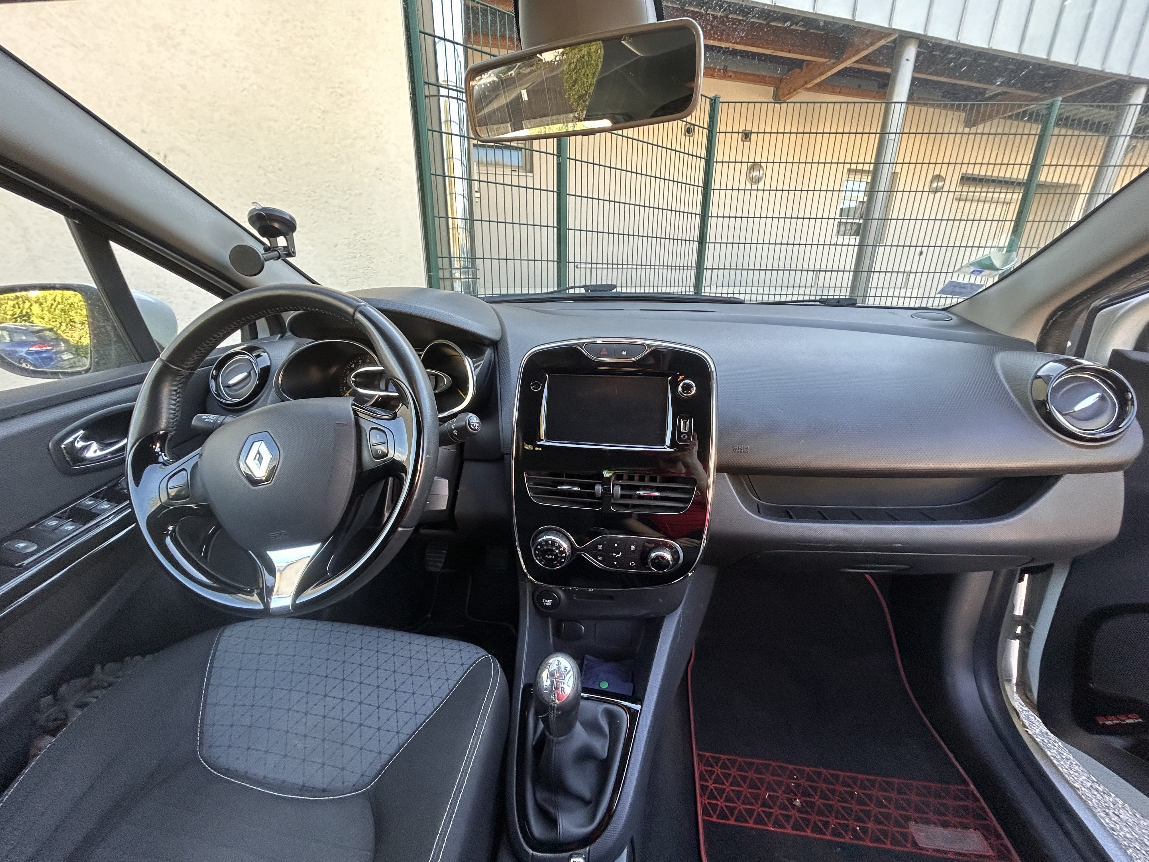 Renault Clio avec Régulateur de vitesse