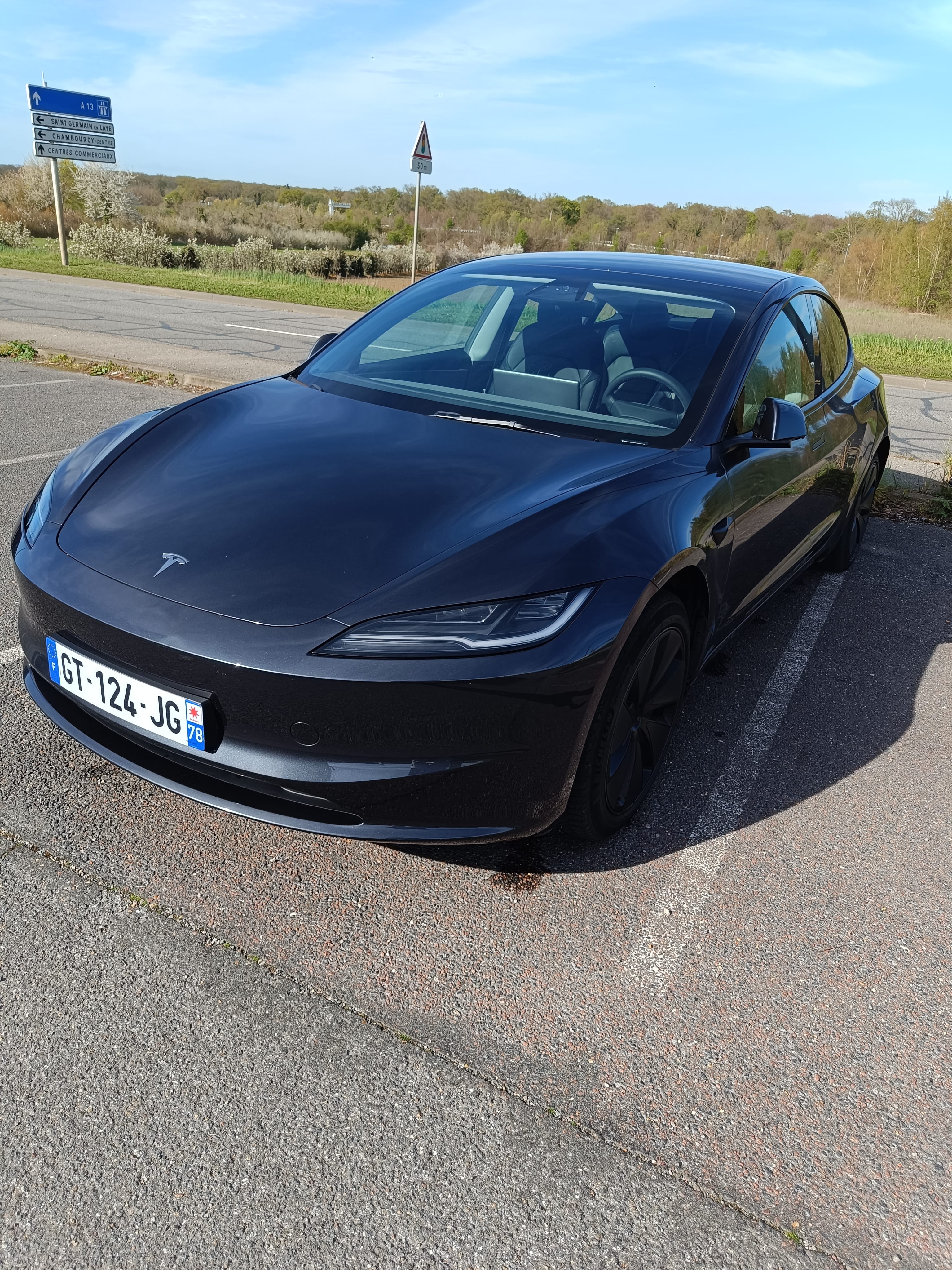 Tesla Model 3, 2023, Électrique, automatique