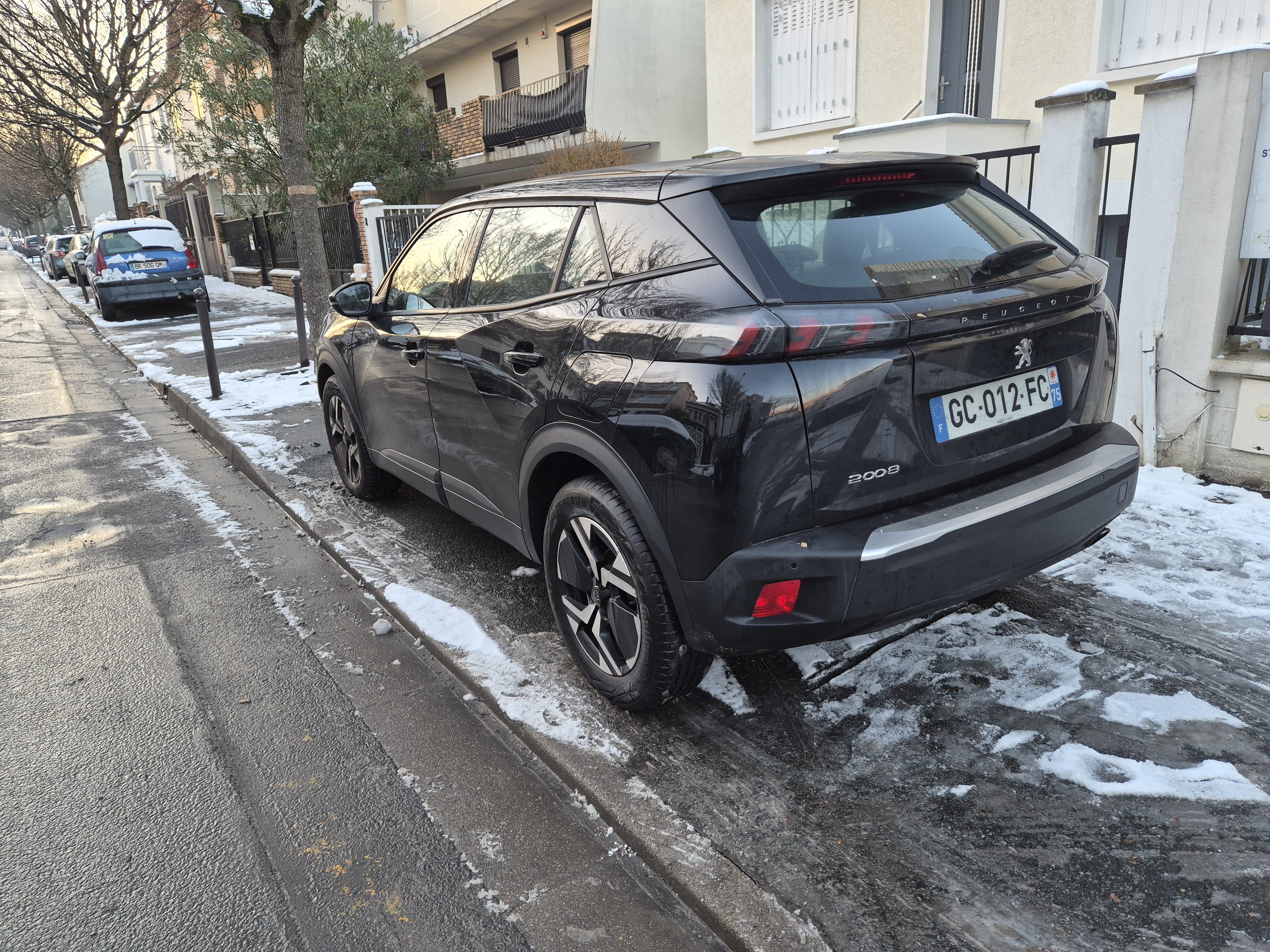 Peugeot 2008 avec GPS