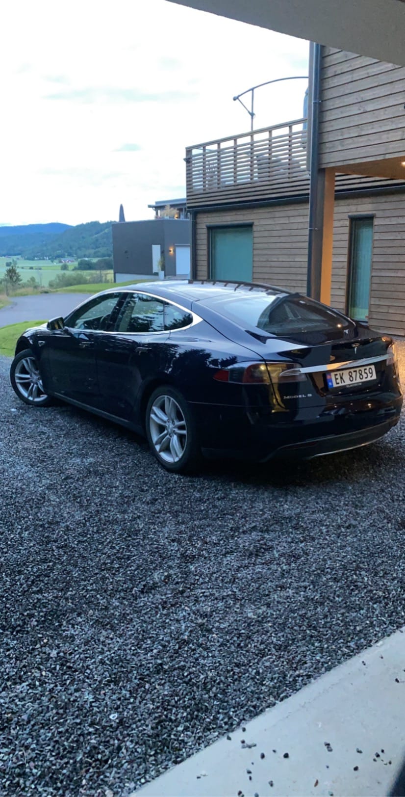Tesla Model S med GPS